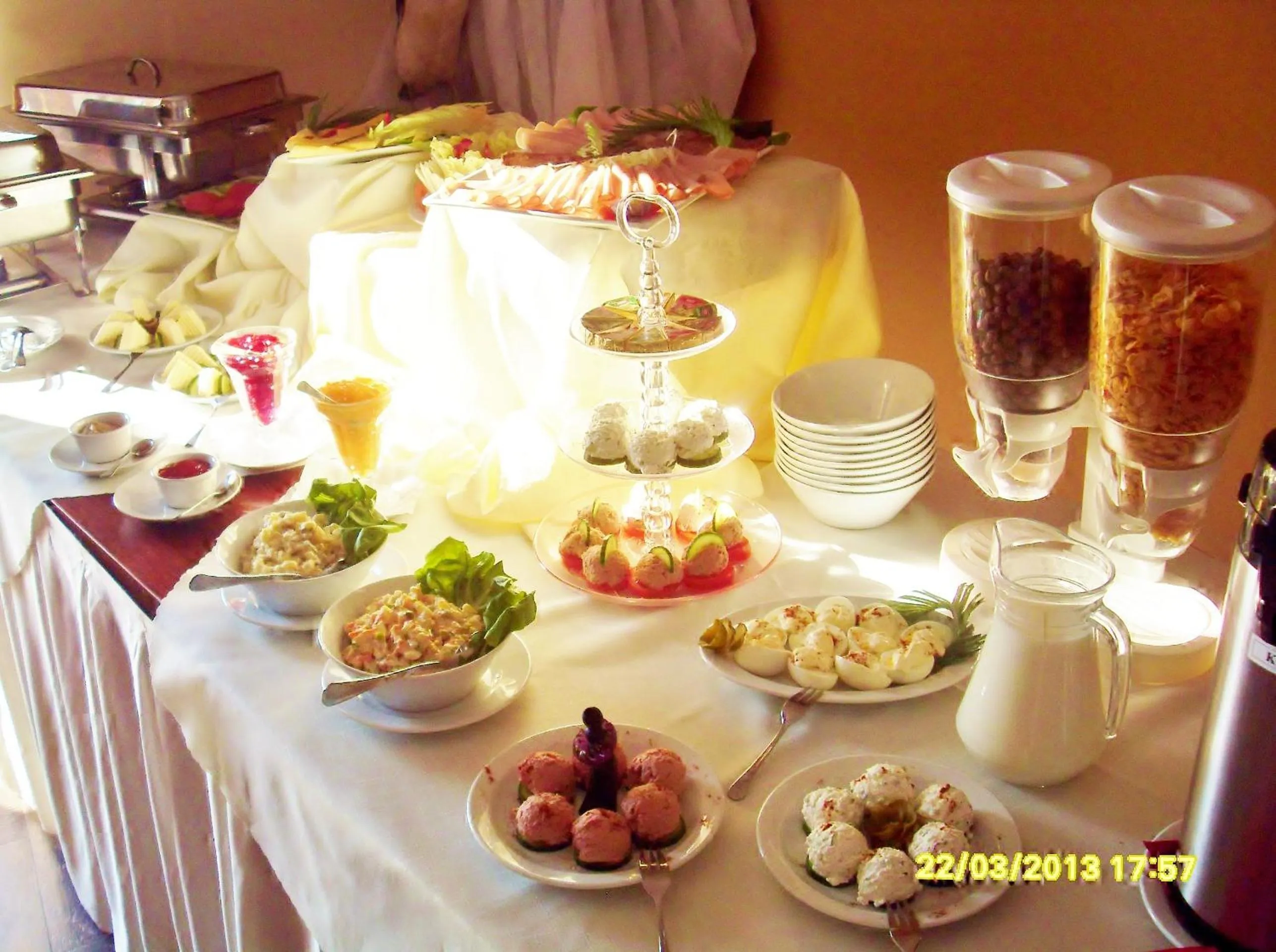 Restaurant/places to eat in Mazurska Chata jezioro i aquapark 6 min, centrum i promenada 12 min