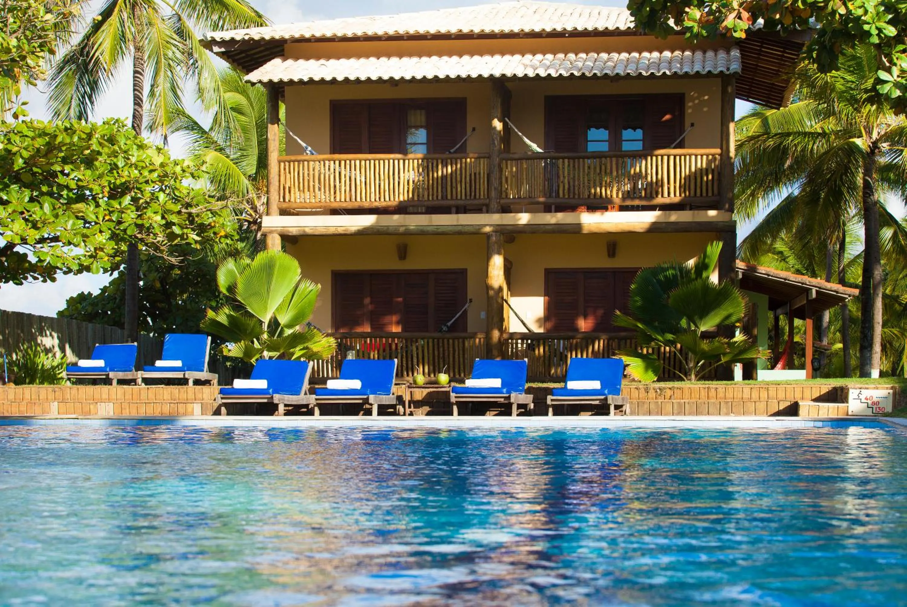 Swimming pool in Pousada Praia das Ondas - Pé na areia