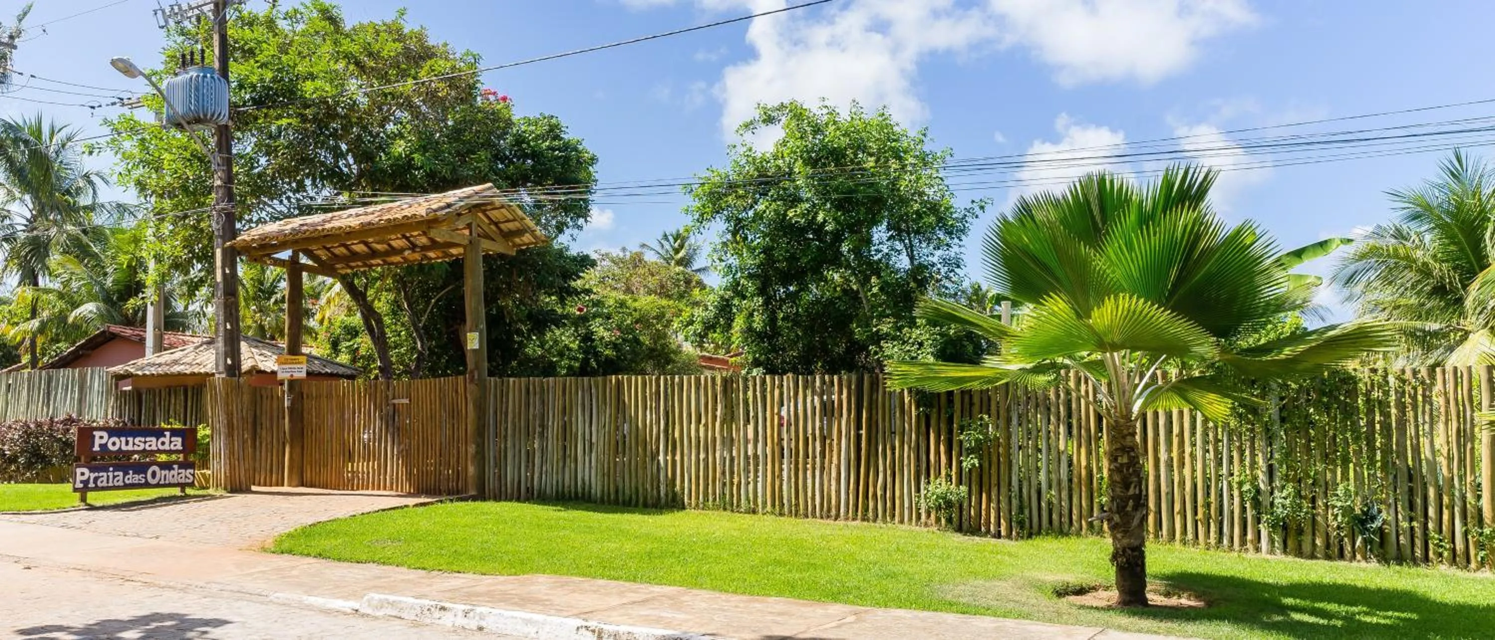 Facade/entrance in Pousada Praia das Ondas - Pé na areia