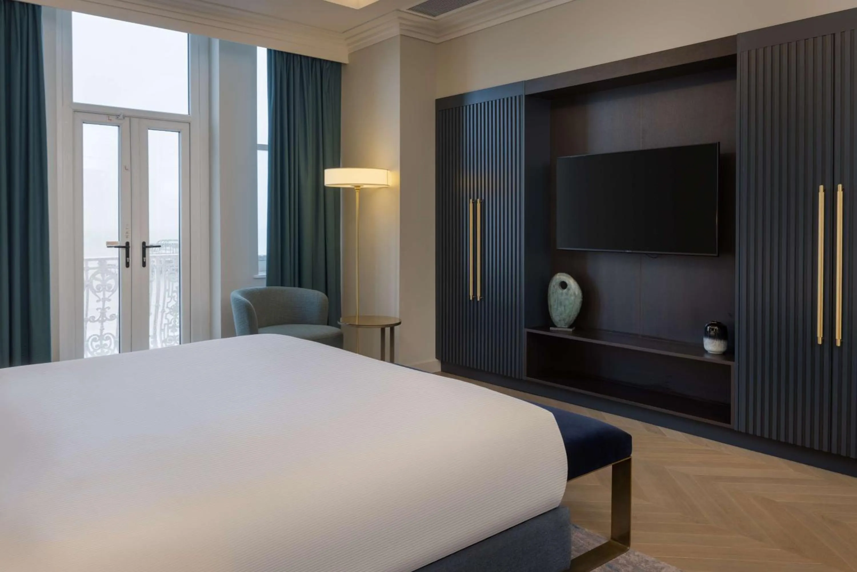 Bed in DoubleTree By Hilton Brighton Metropole