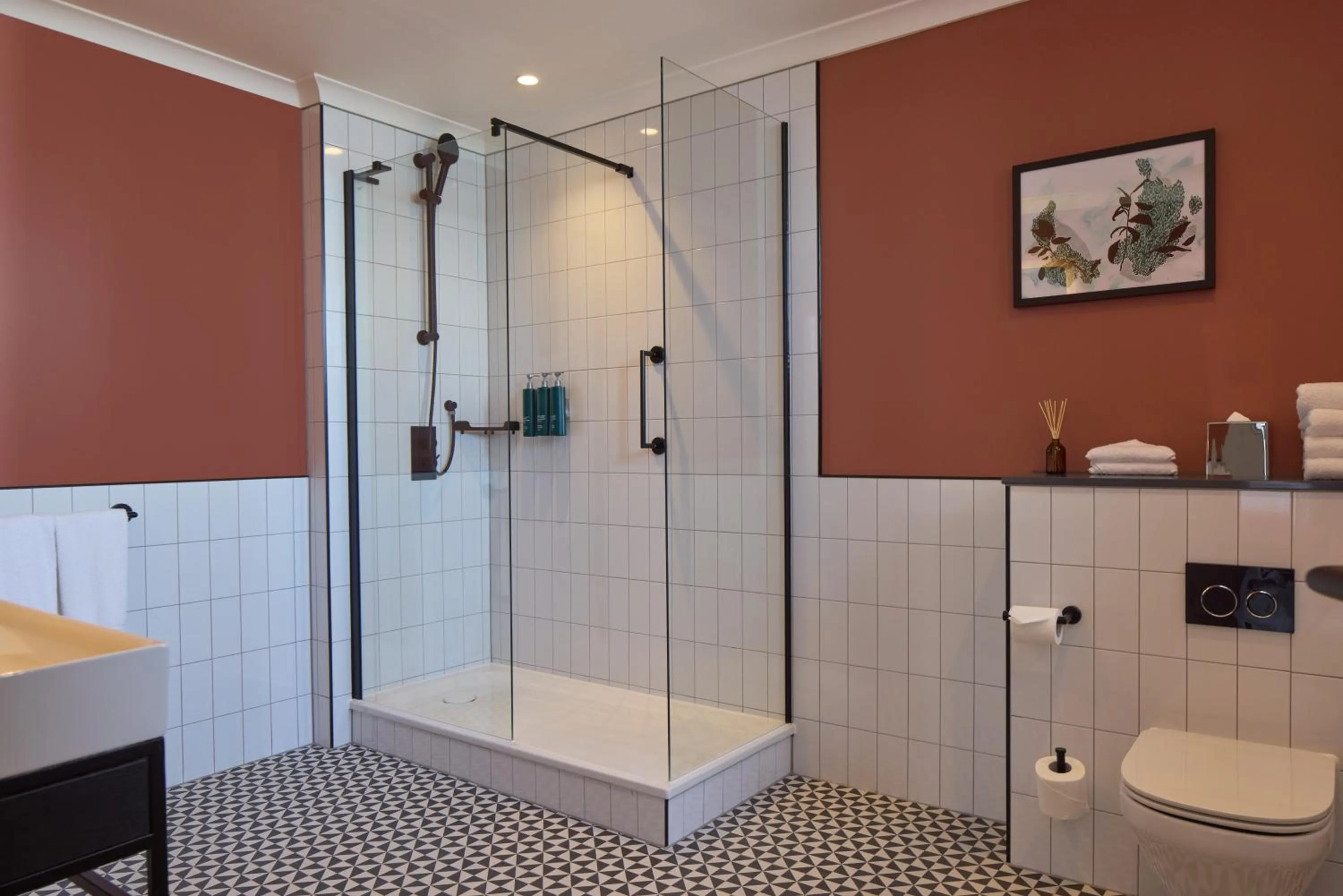 Bathroom in DoubleTree By Hilton Brighton Metropole