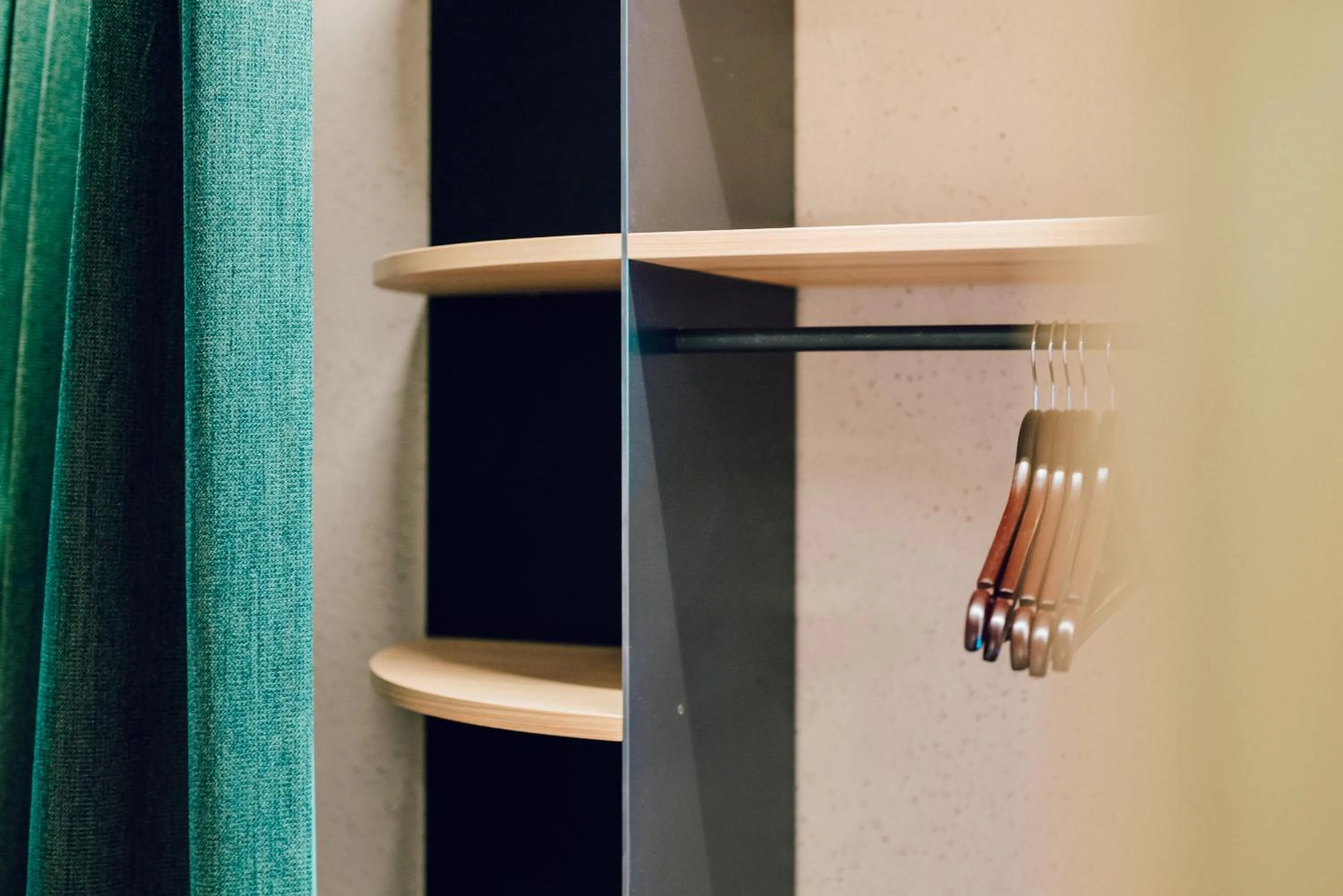 wardrobe in Das Johann