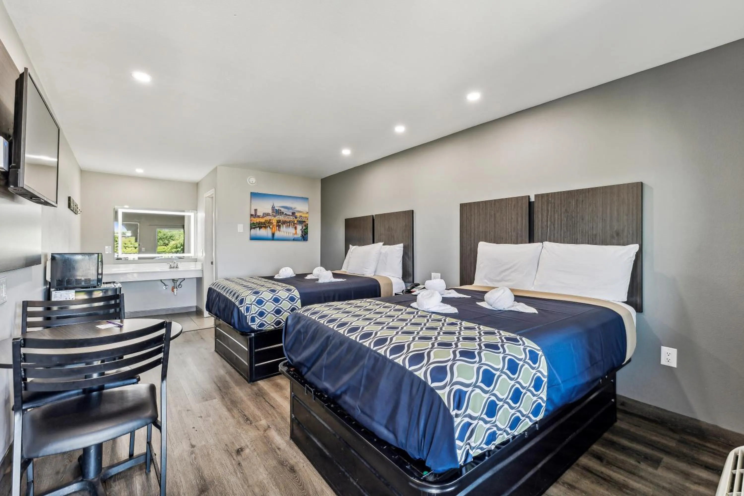 Bed in Knights Inn Antioch