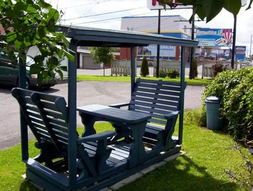 Balcony/Terrace in Motel Montgolfière JP