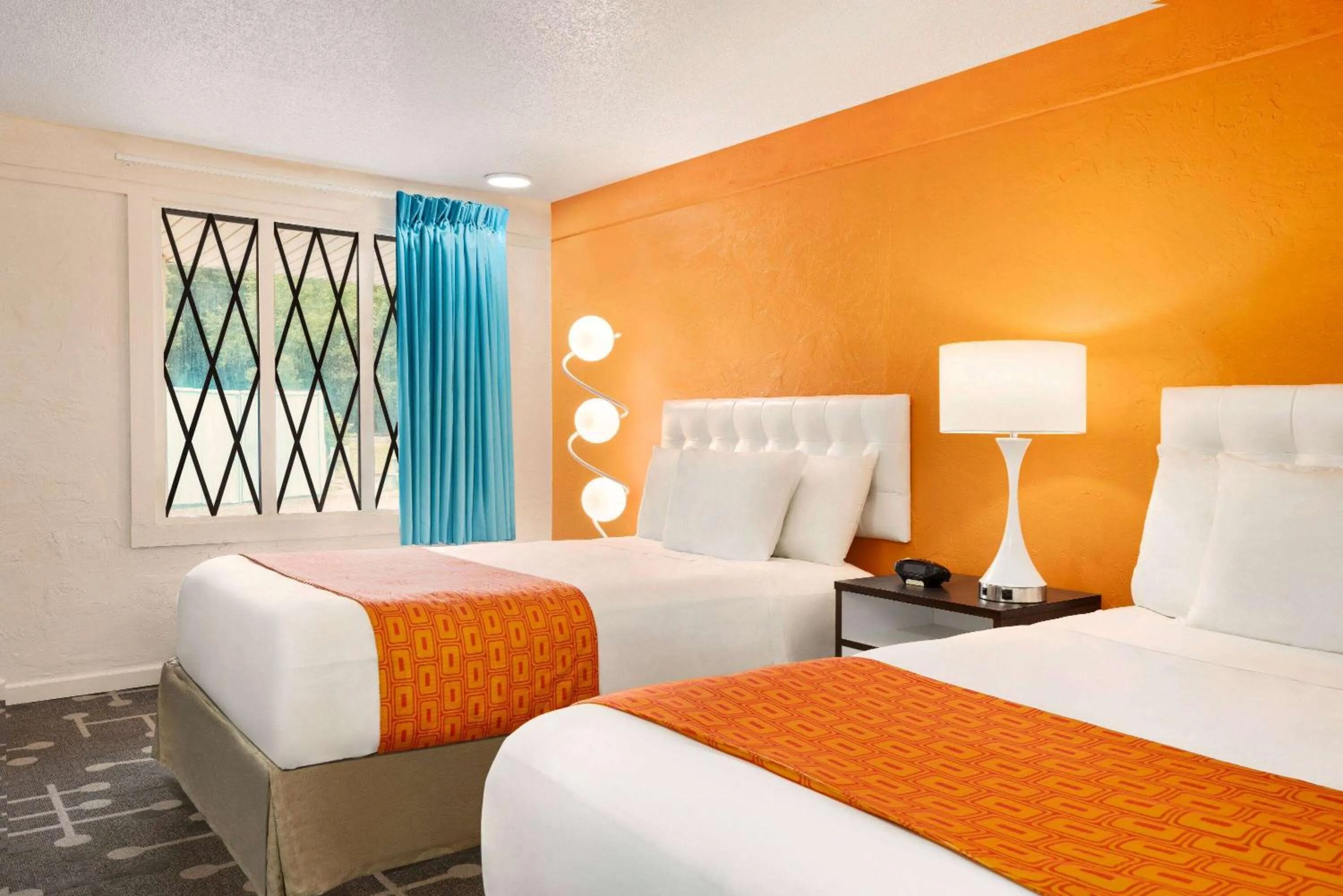 Photo of the whole room, Bed in Dover Inn and Suites