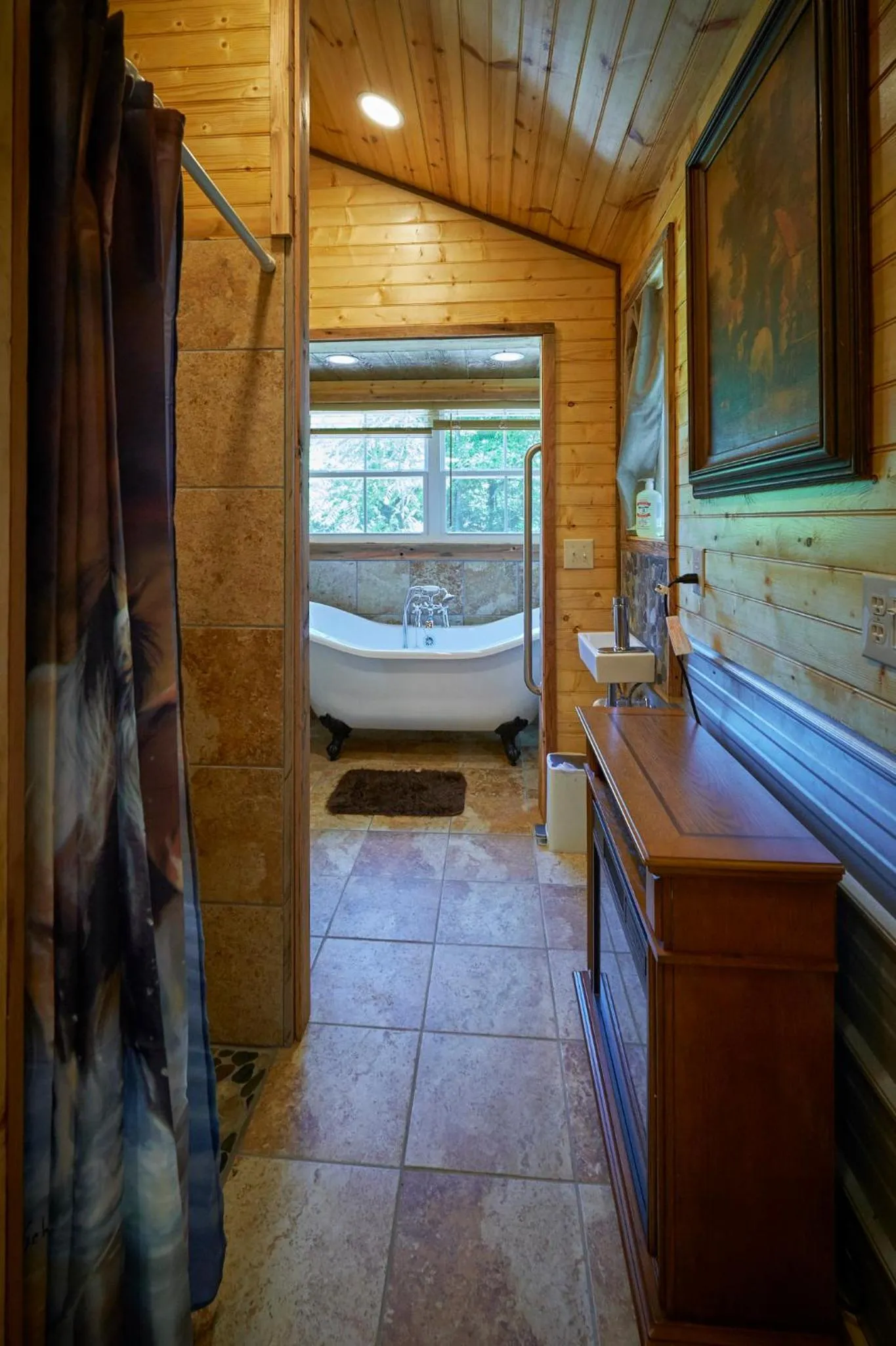 Creekwalk Inn Bed and Breakfast with Cabins