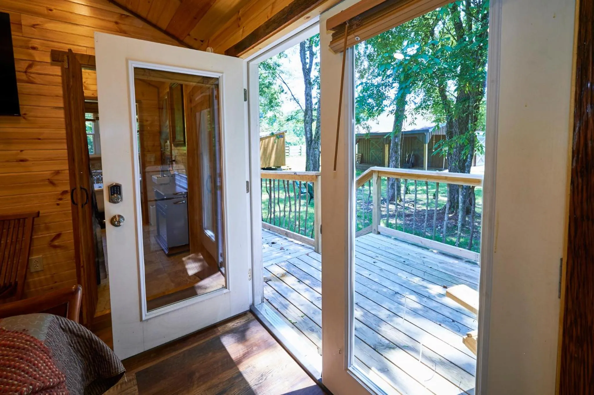 Creekwalk Inn Bed and Breakfast with Cabins