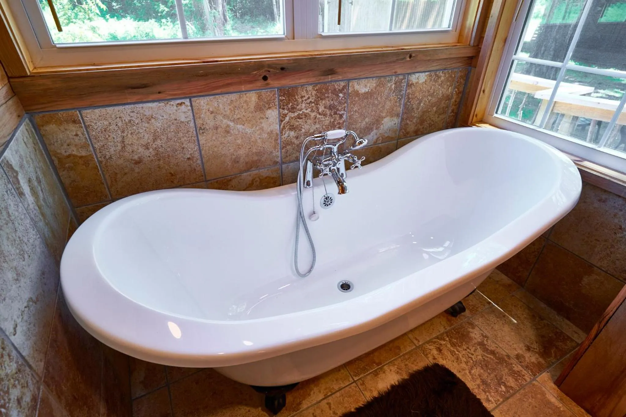 Creekwalk Inn Bed and Breakfast with Cabins