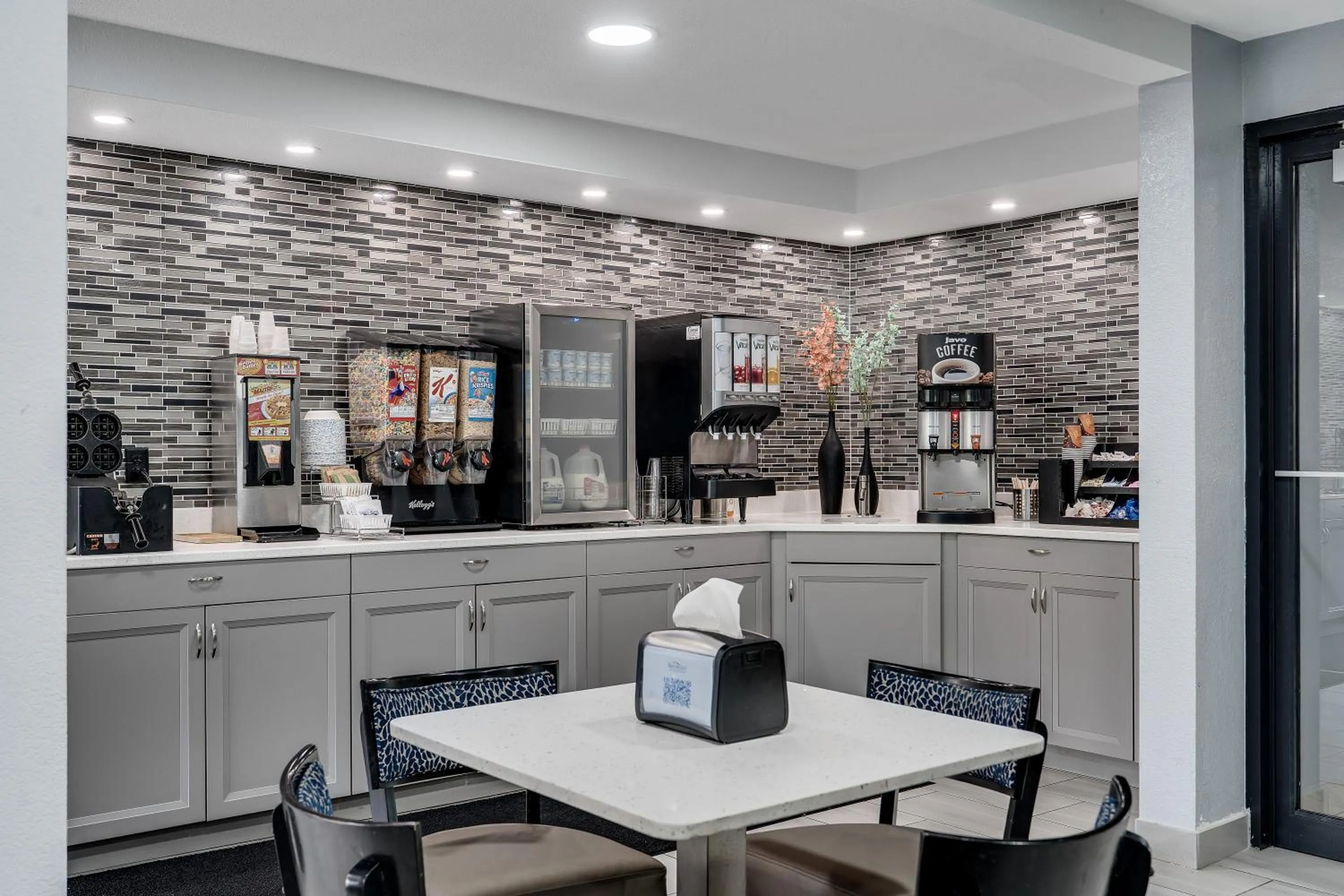 Breakfast in Baymont by Wyndham La Crosse/Onalaska