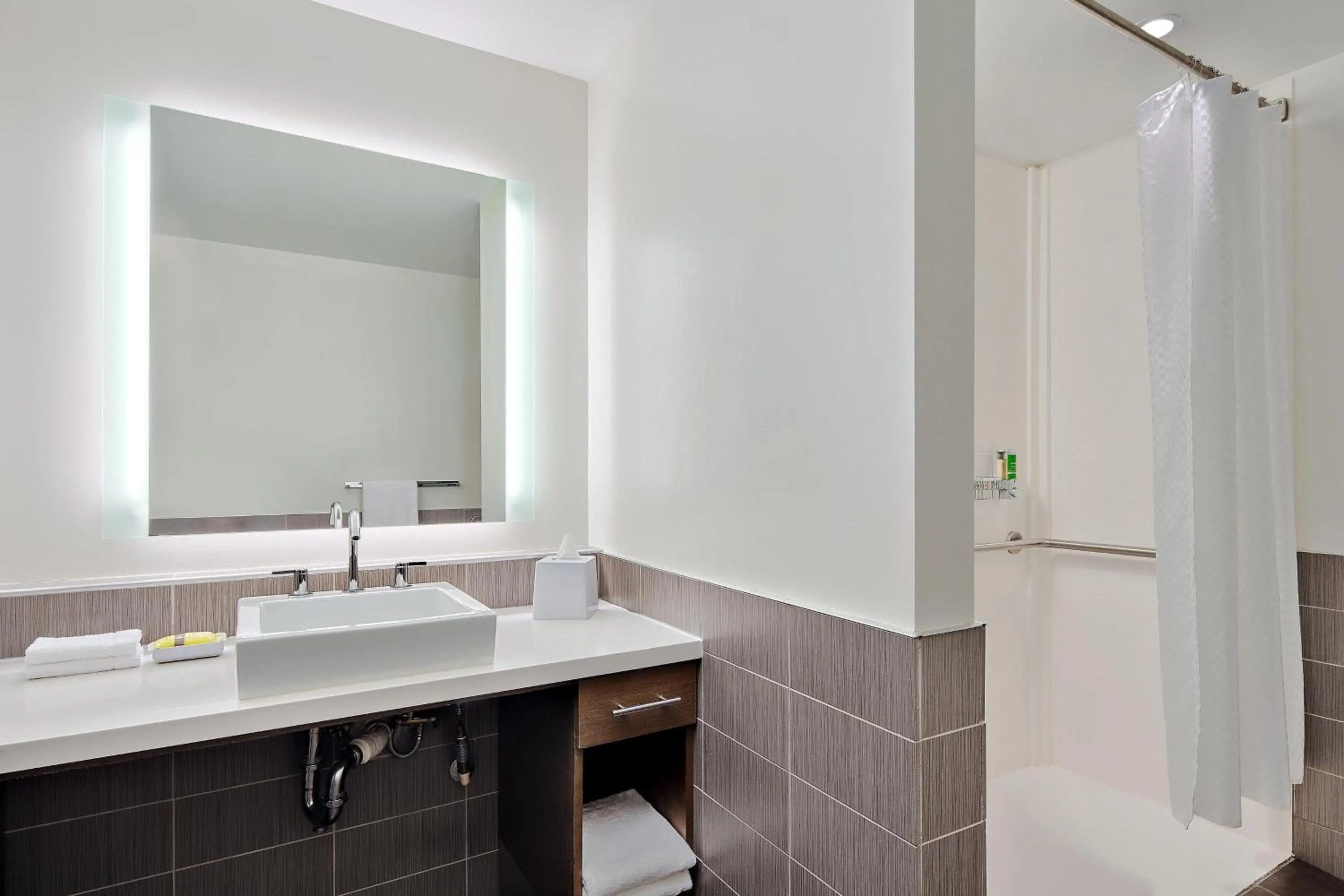 Bathroom in Element Arundel Mills BWI Airport