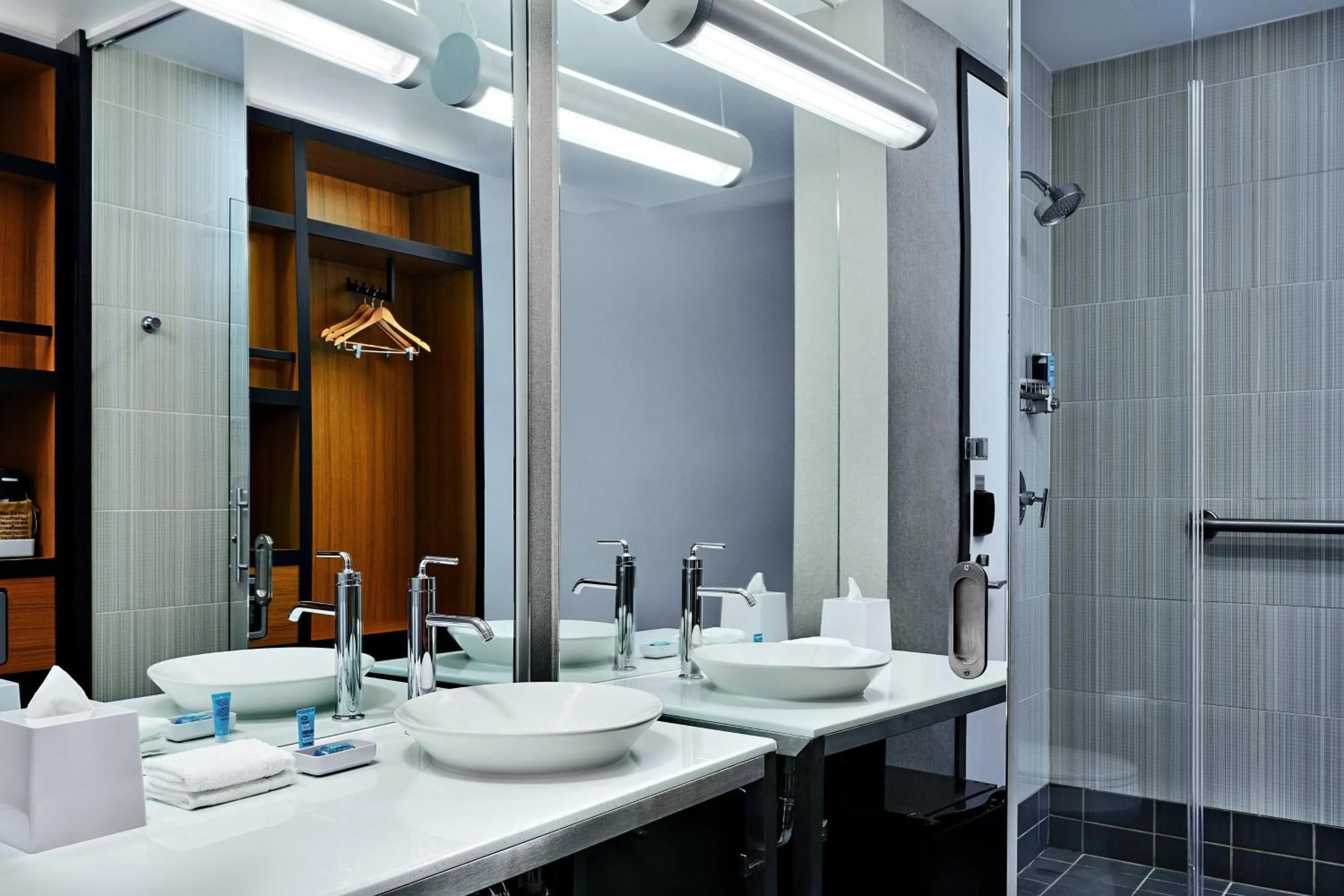 Photo of the whole room in Aloft Arundel Mills BWI Airport