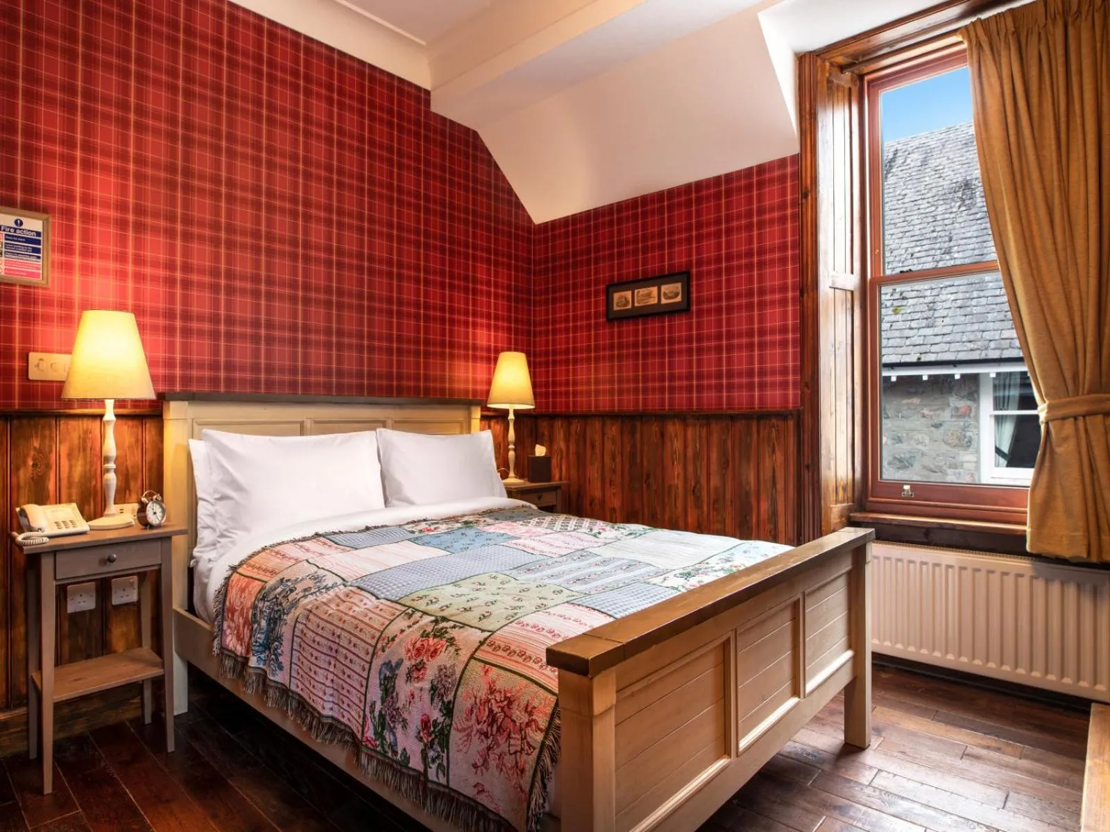 Bed in The Whispering Pine Lodge