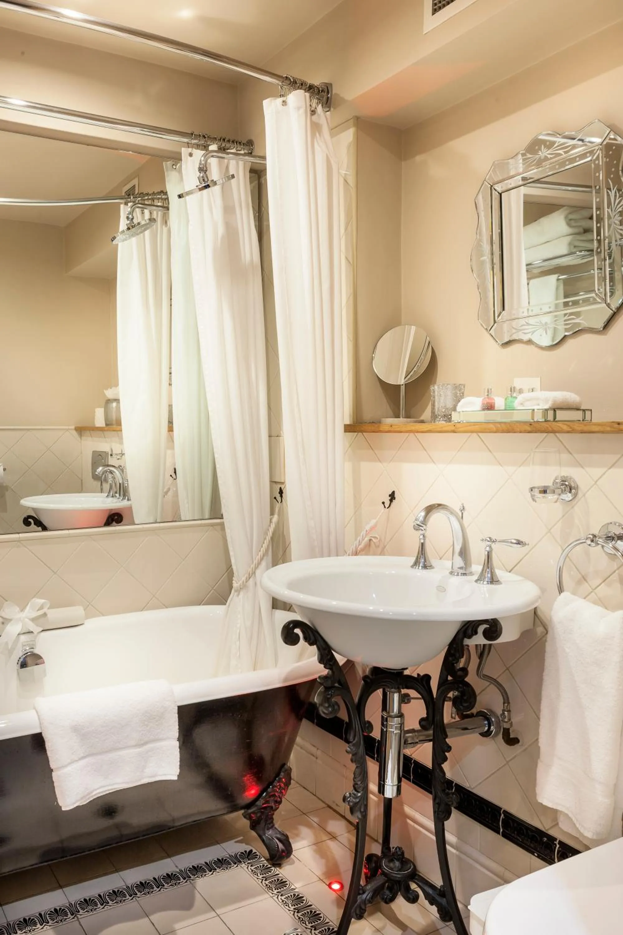 Bathroom in Glenskirlie Castle Hotel