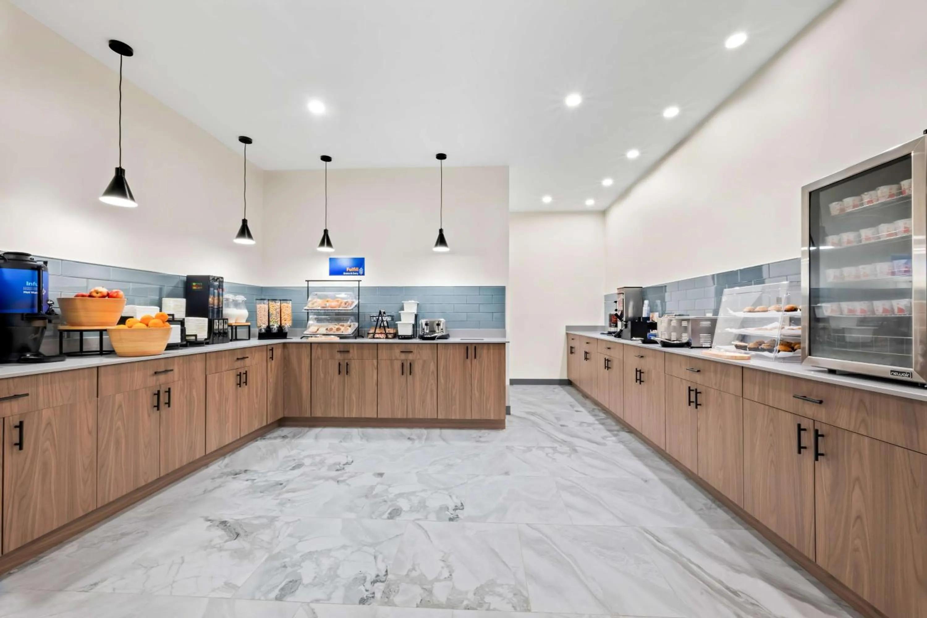 Breakfast in Best Western Niantic - New London, Mystic Area