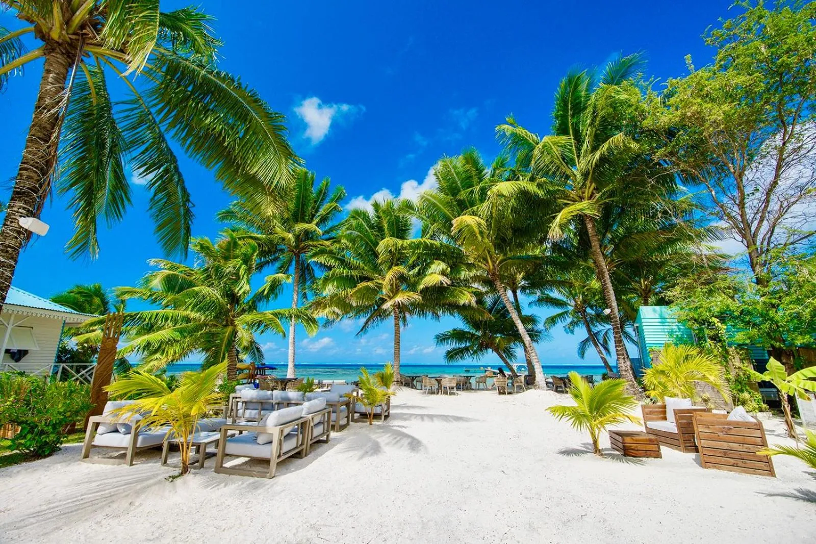 Patio in Opoa Beach Hotel