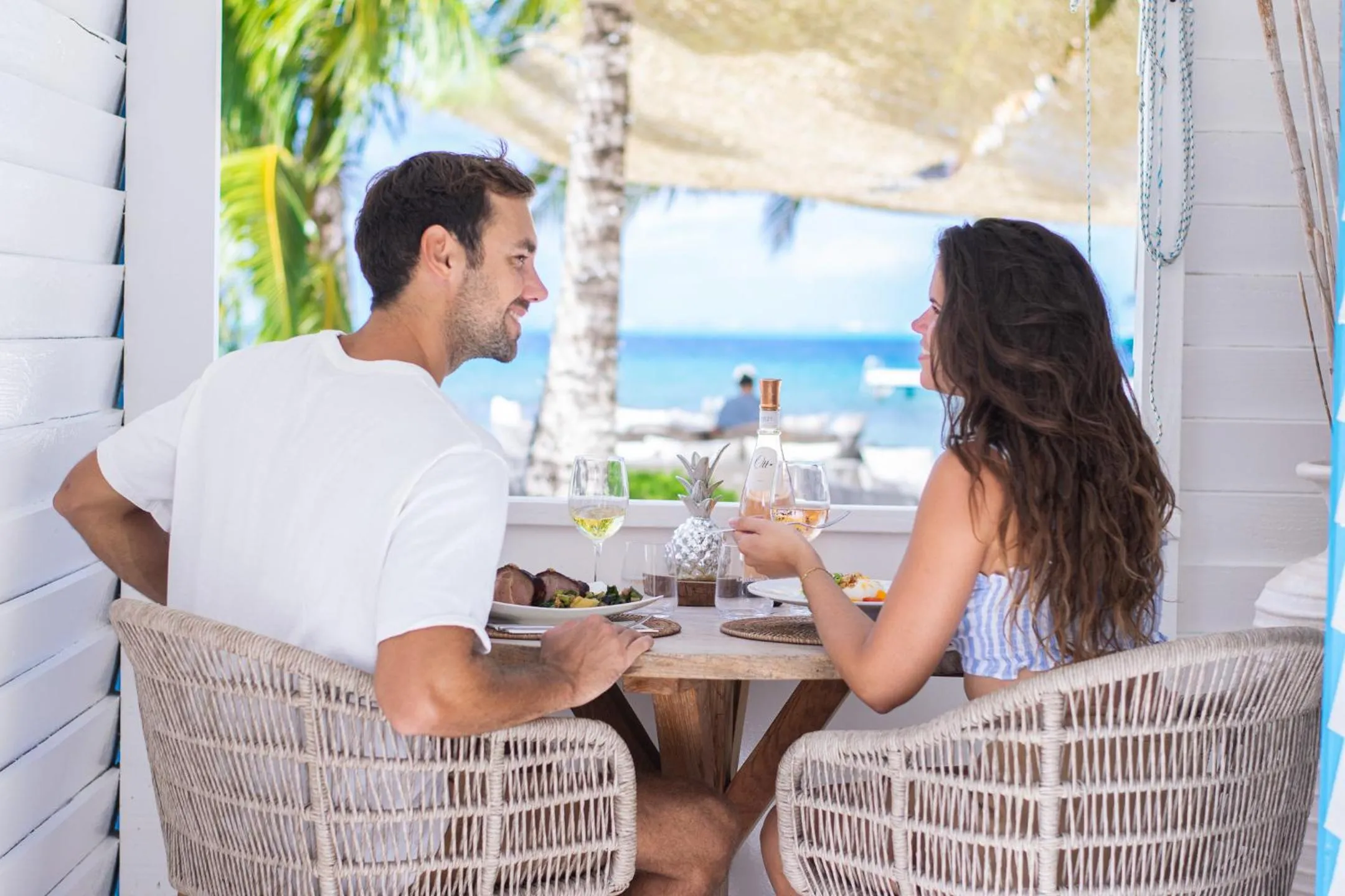 Restaurant/places to eat in Opoa Beach Hotel