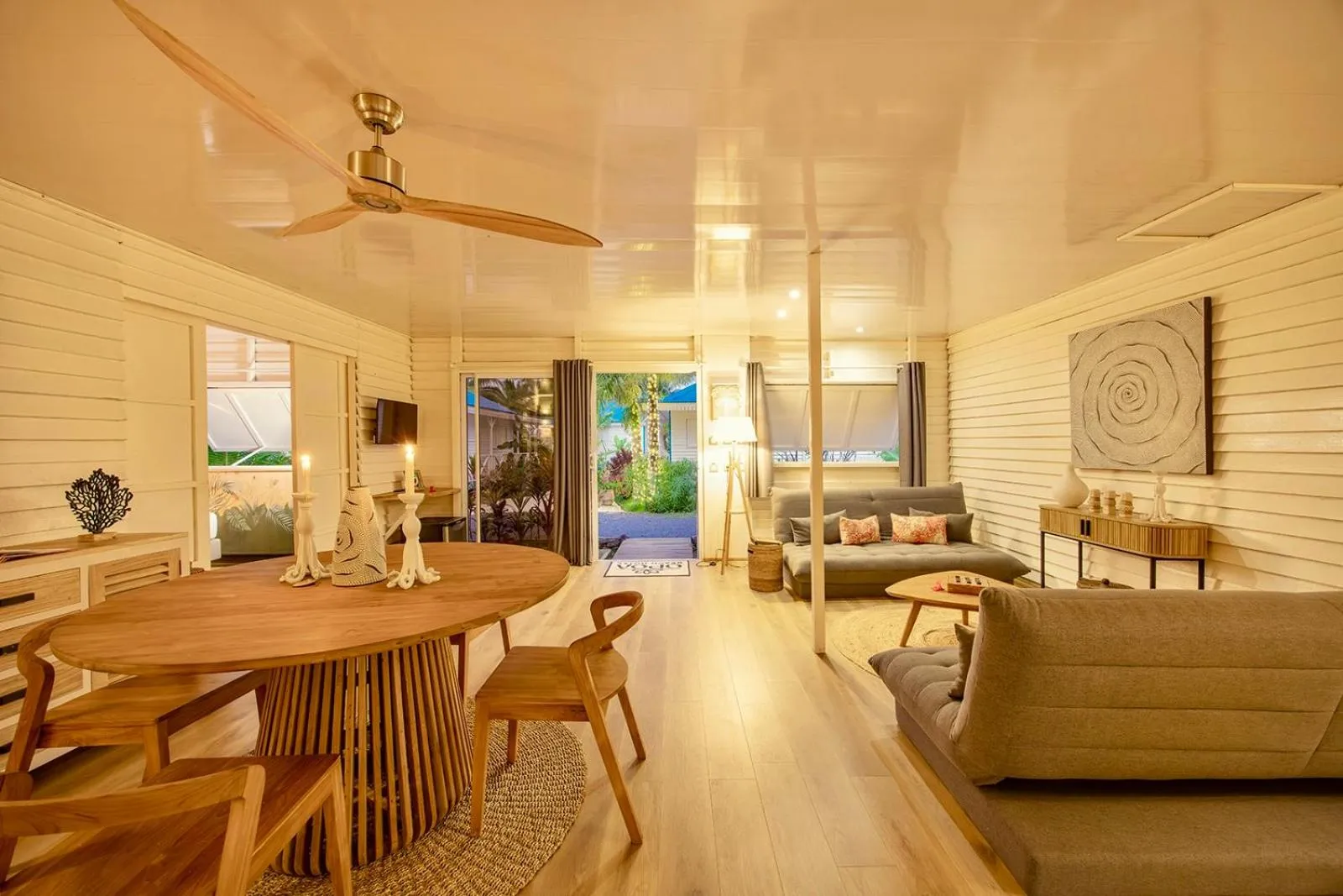 Seating area in Opoa Beach Hotel