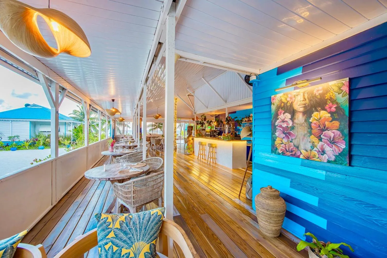 Restaurant/places to eat in Opoa Beach Hotel