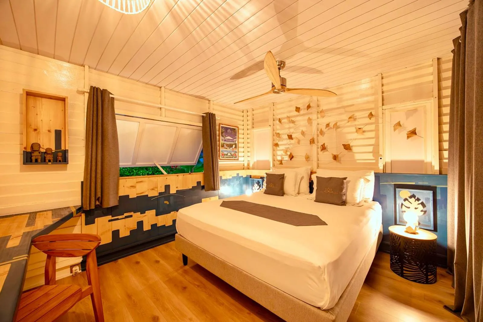 Photo of the whole room, Bed in Opoa Beach Hotel