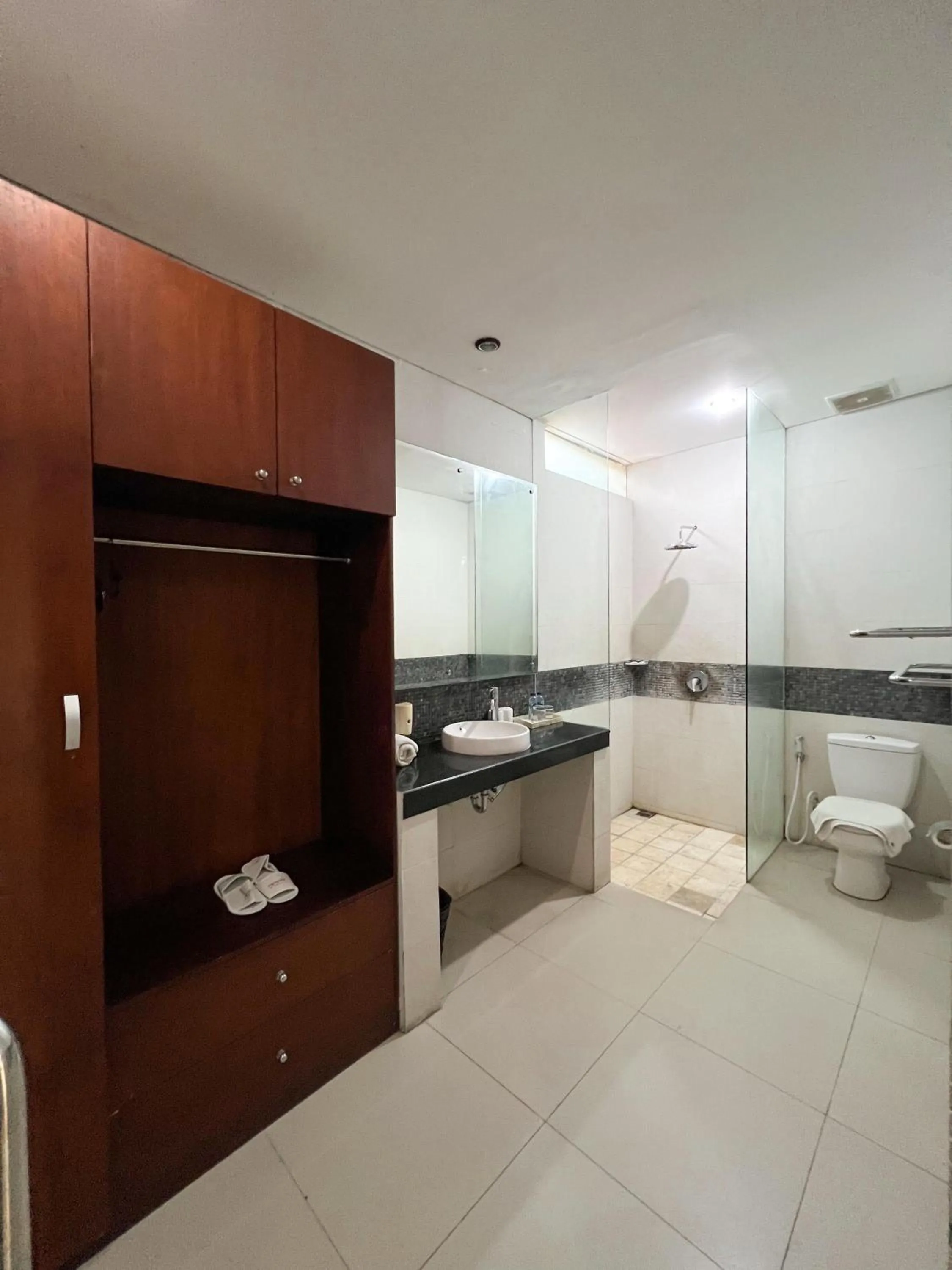 Bathroom in Apple Villas & Apartments