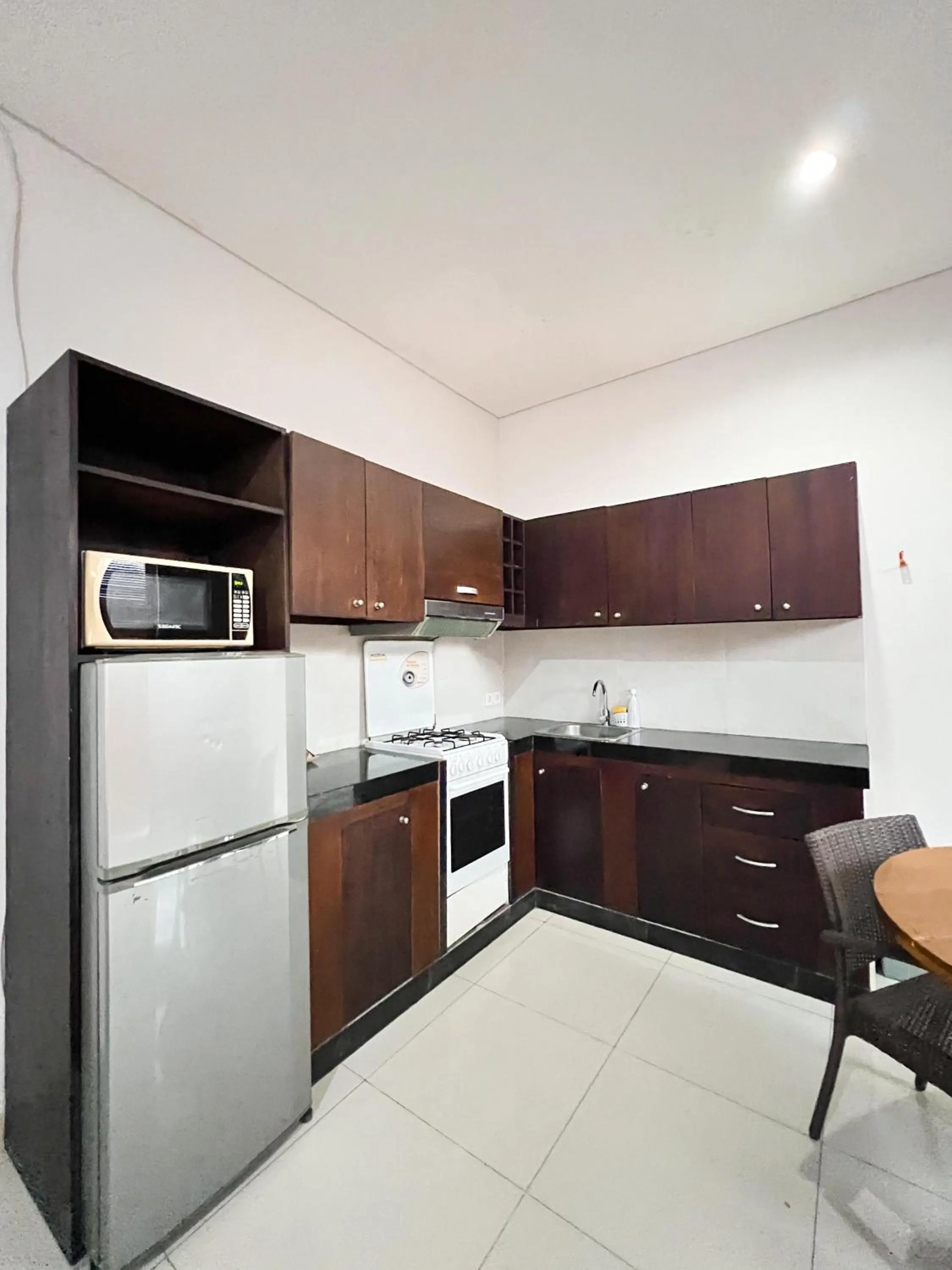 Kitchen or kitchenette in Apple Villas & Apartments