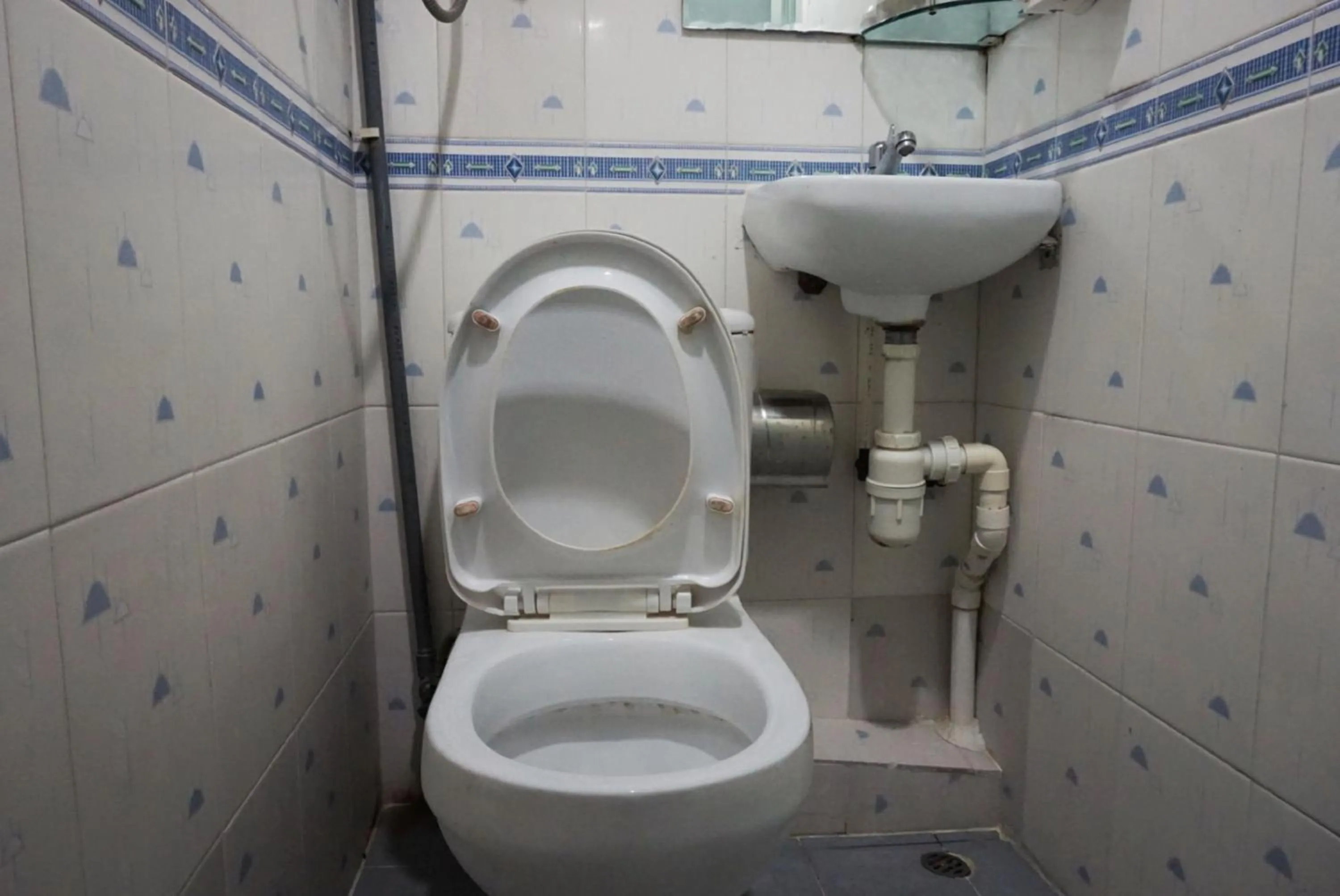 Toilet in City Guest House