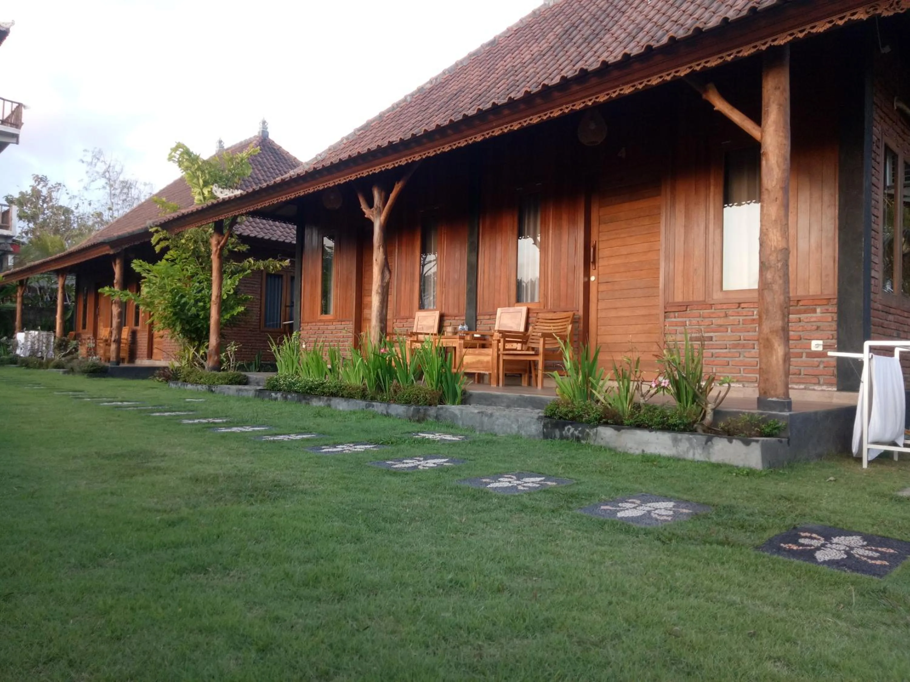 Property building in Emir Surfcamp