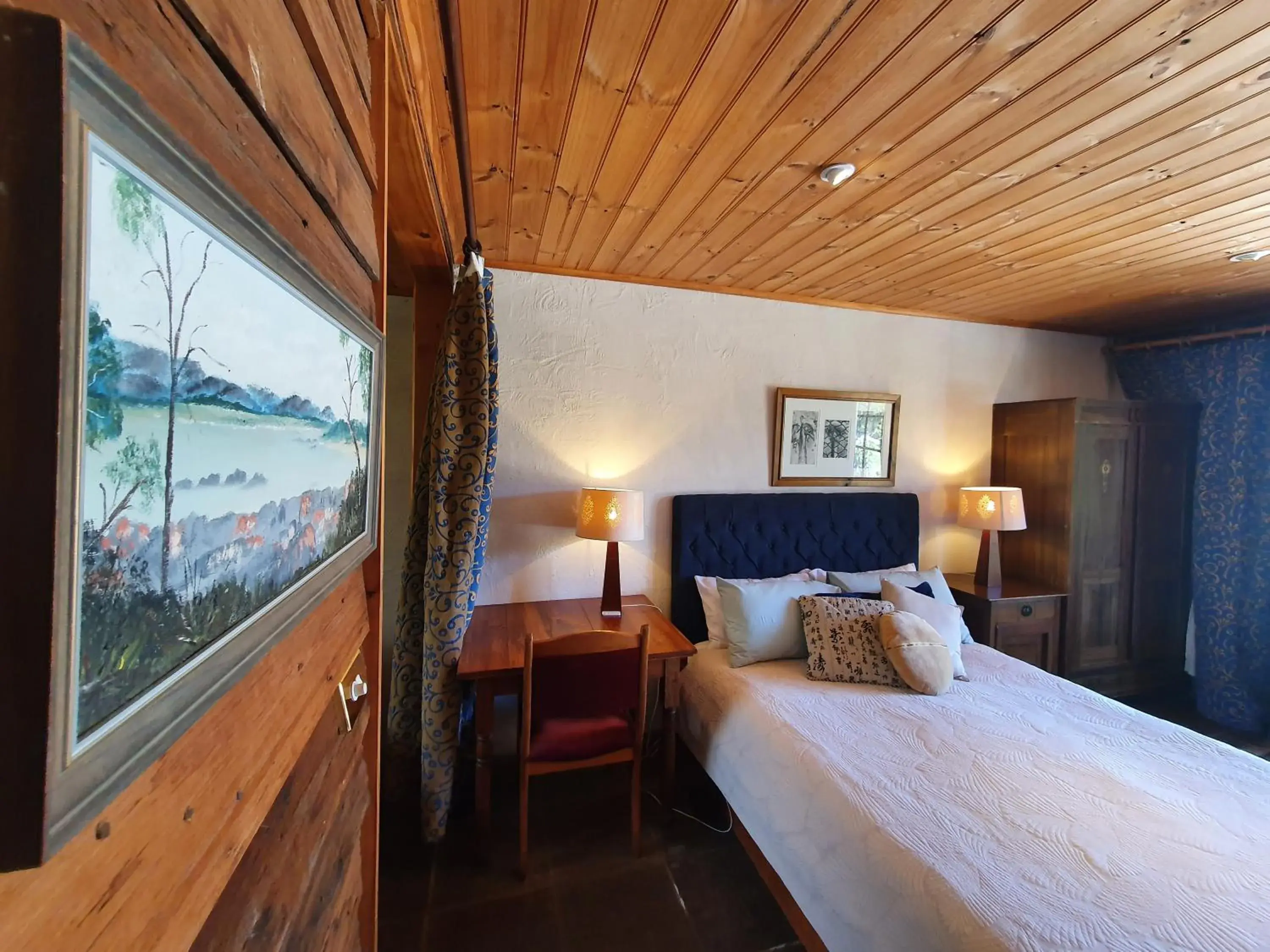 Triple Room - Disability Access in Hawley House Triple Room - Disability Access in Hawley House