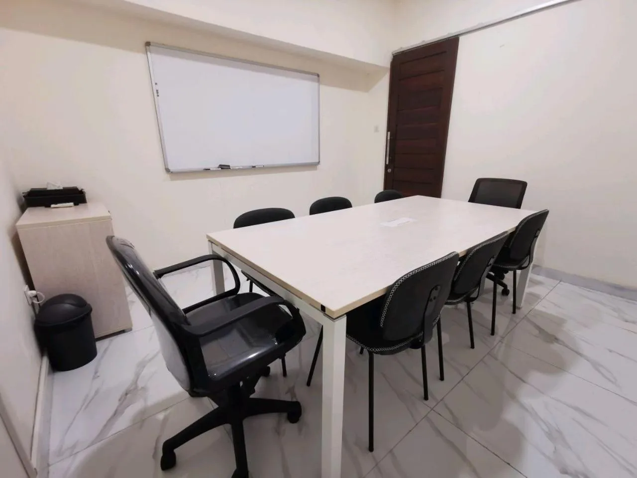 Meeting/conference room in Kumpul Kumpul Villa Seminyak - CHSE Certified