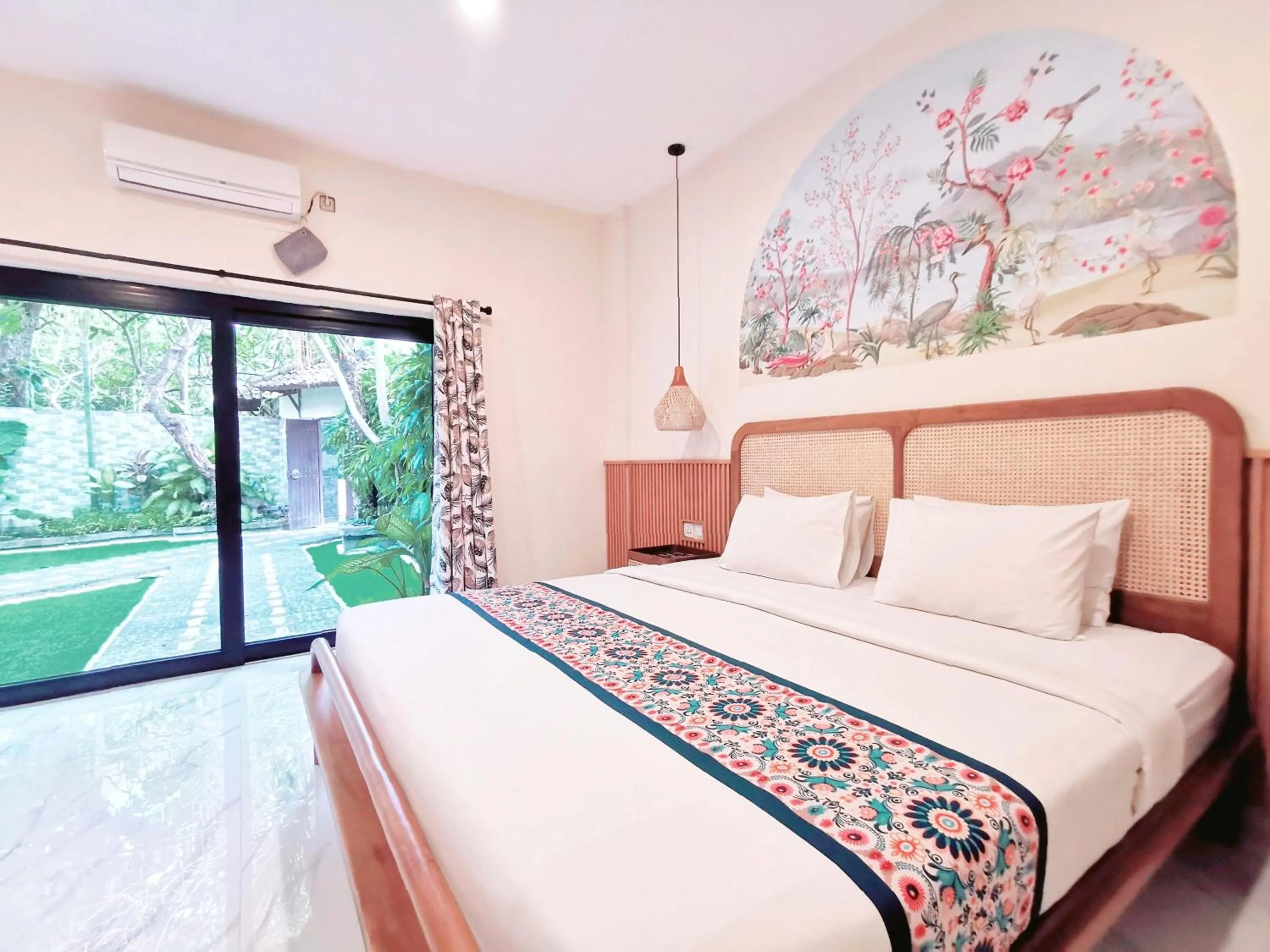 Bed in Kumpul Kumpul Villa Seminyak - CHSE Certified