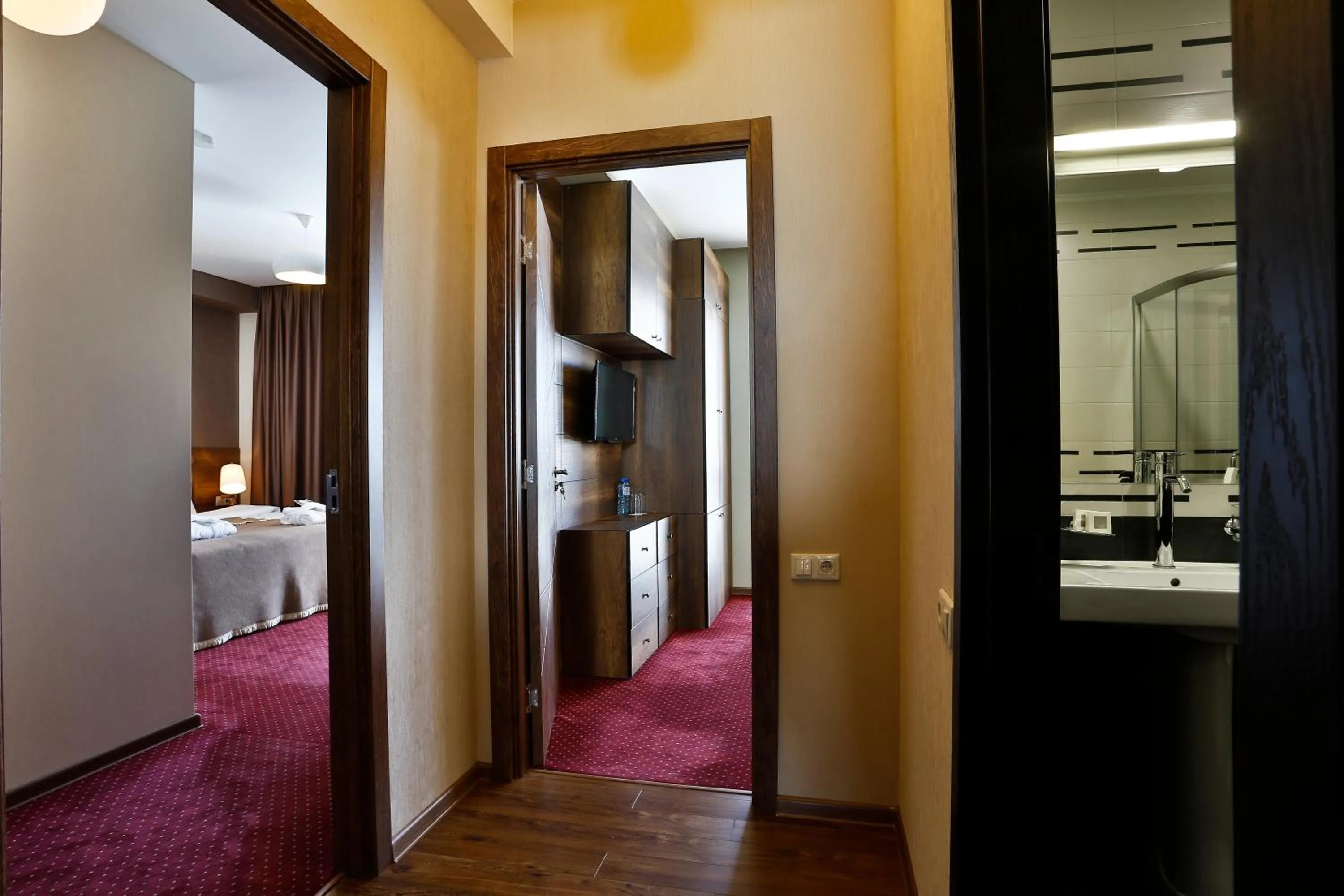 Photo of the whole room, Bed in Hotel Carpe Diem Gudauri