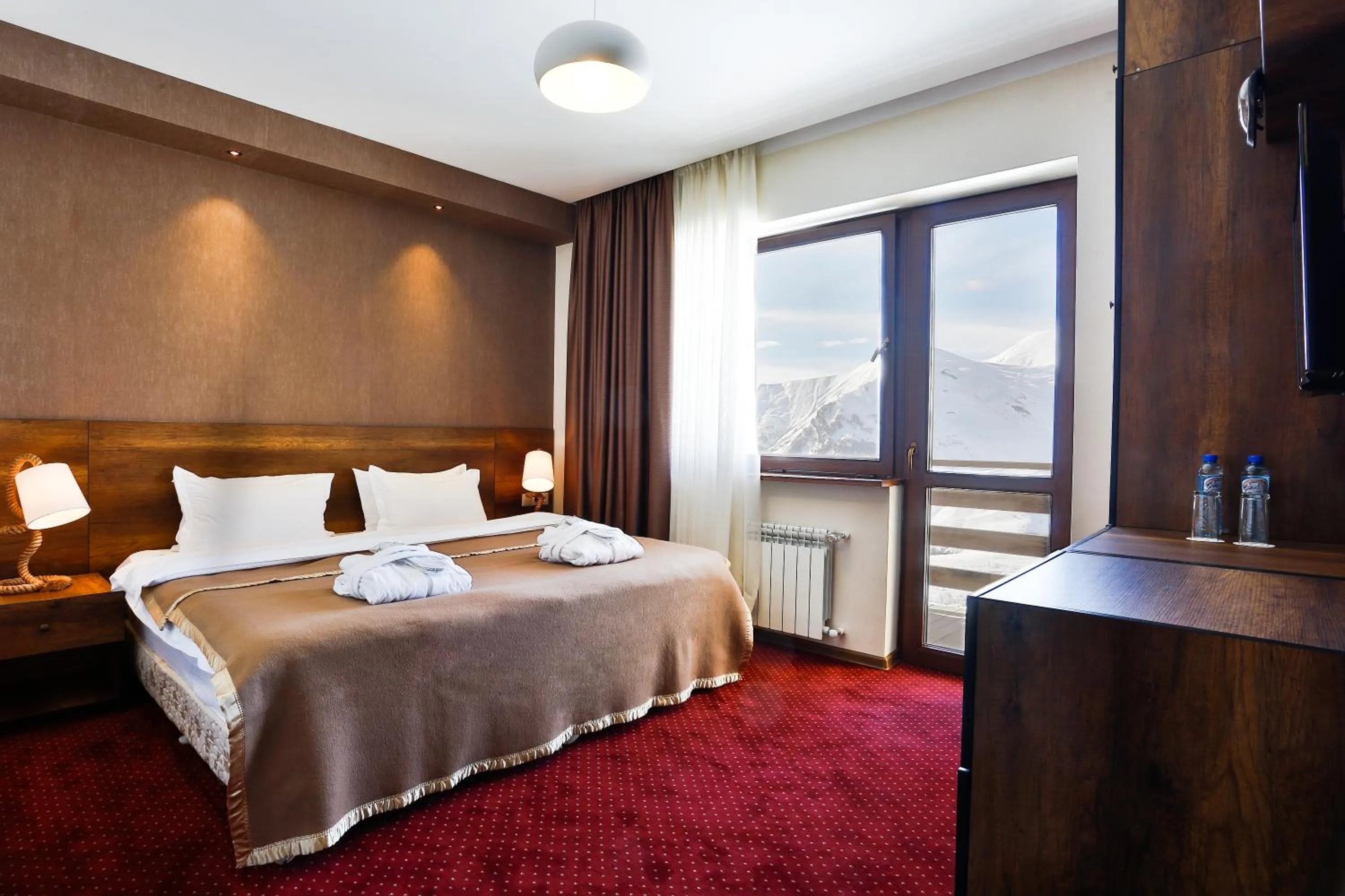 Photo of the whole room, Bed in Hotel Carpe Diem Gudauri