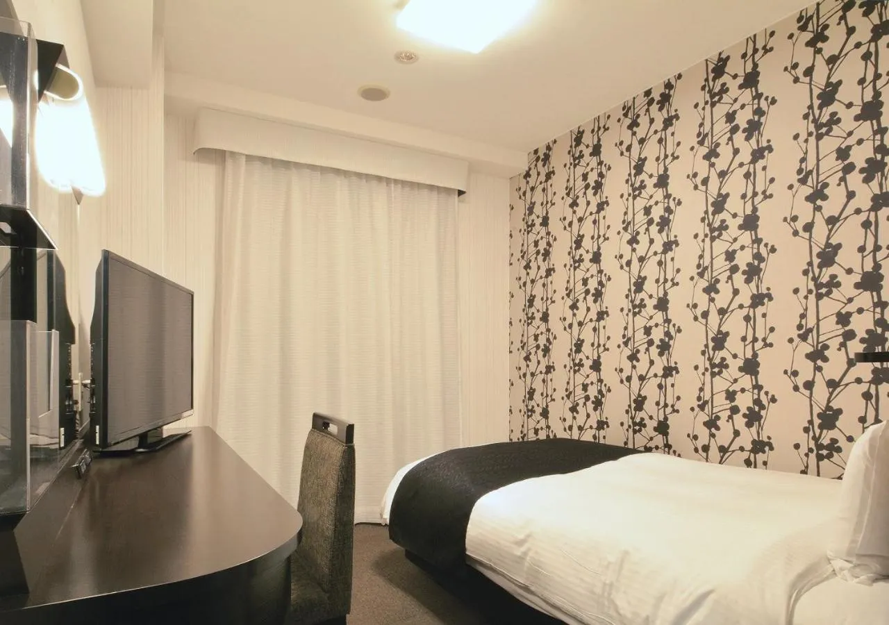 Photo of the whole room, Bed in APA Hotel Kagoshima Kokubu
