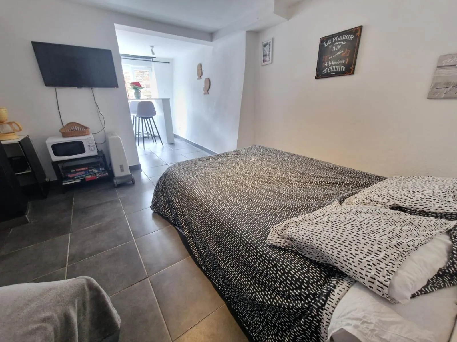 Bed in Le camélia de la mazarié