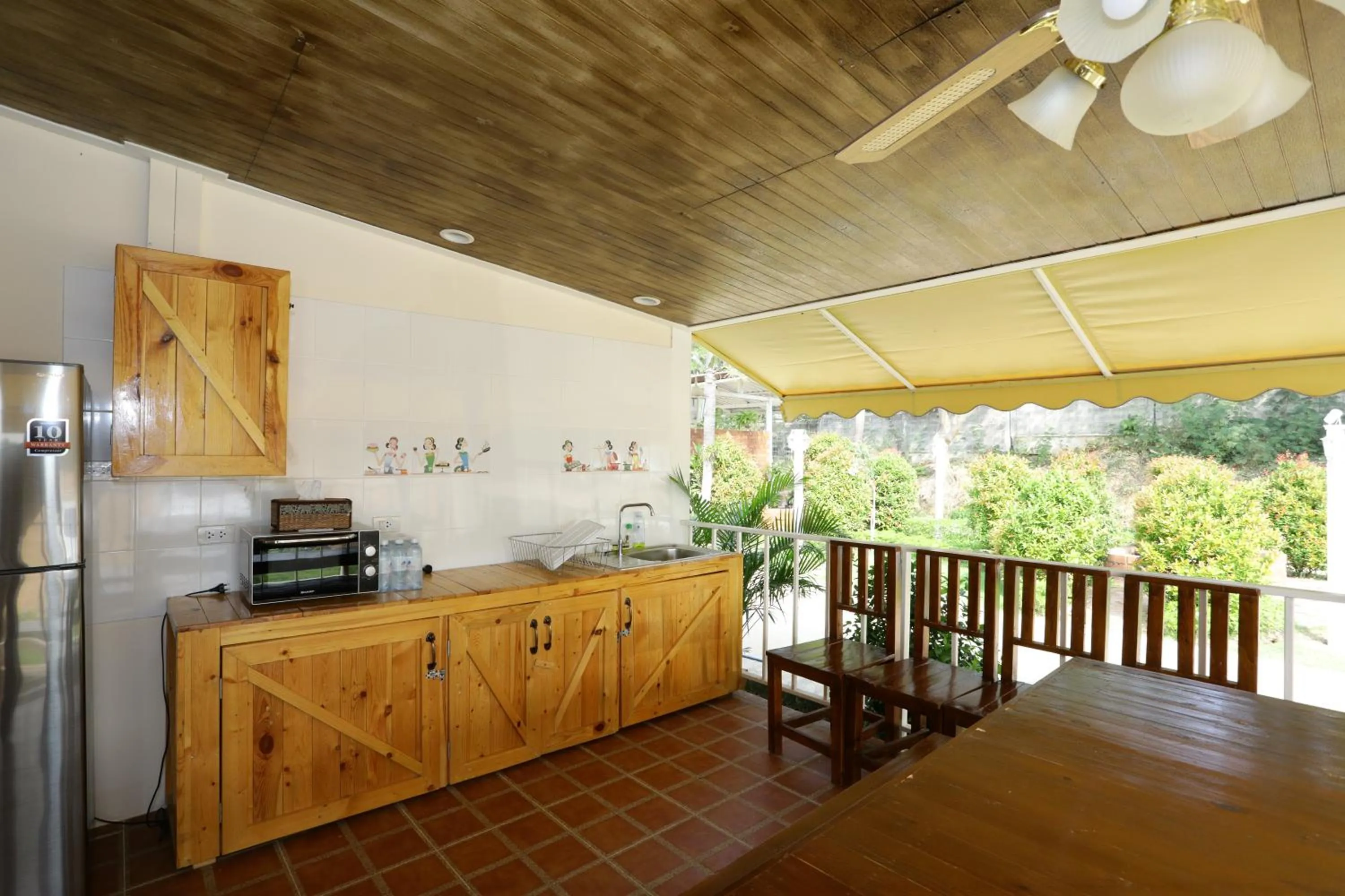Kitchen or kitchenette in Pattaya Paradise Beach Resort