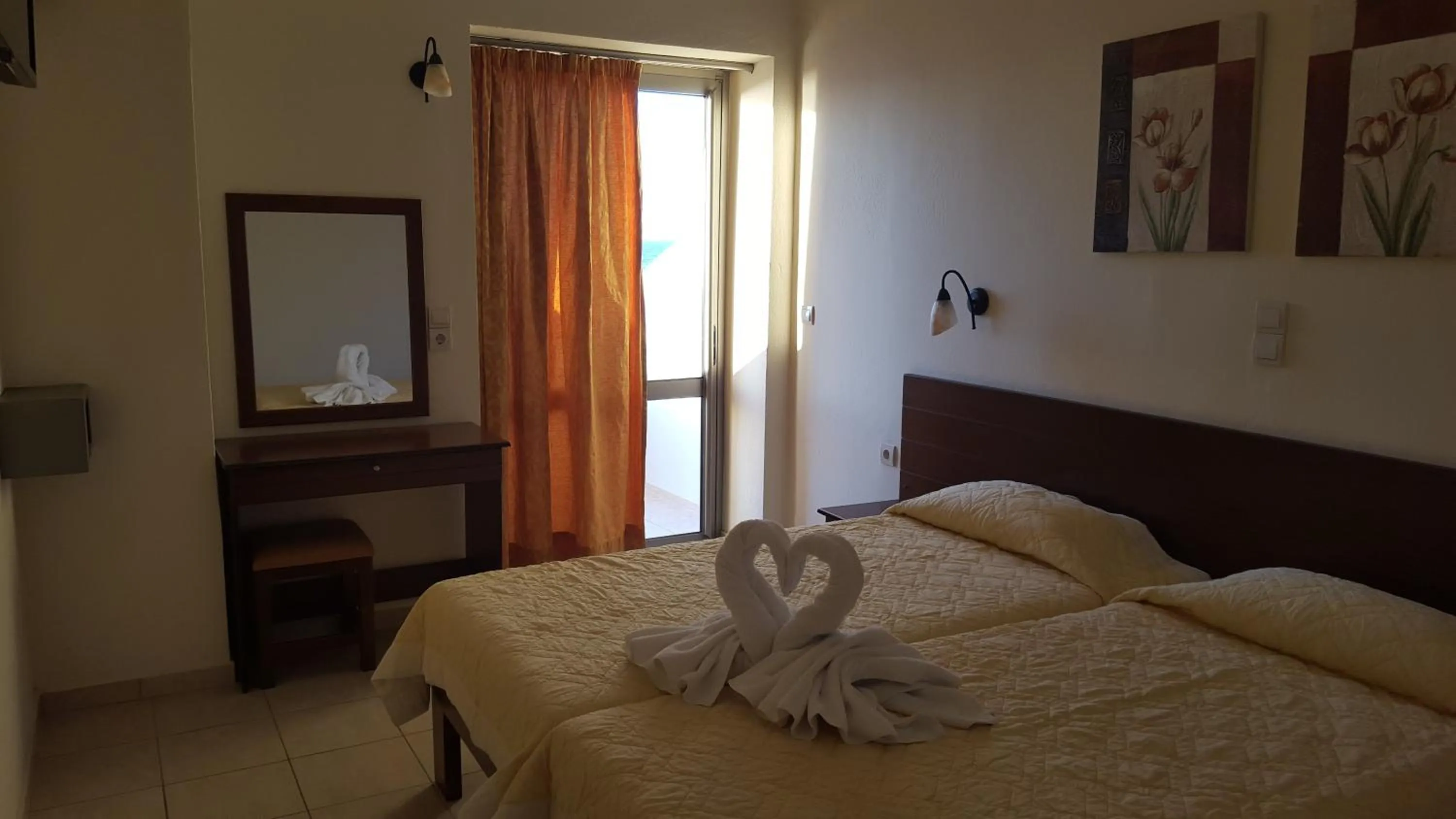 Blue Sky Hotel Apartments