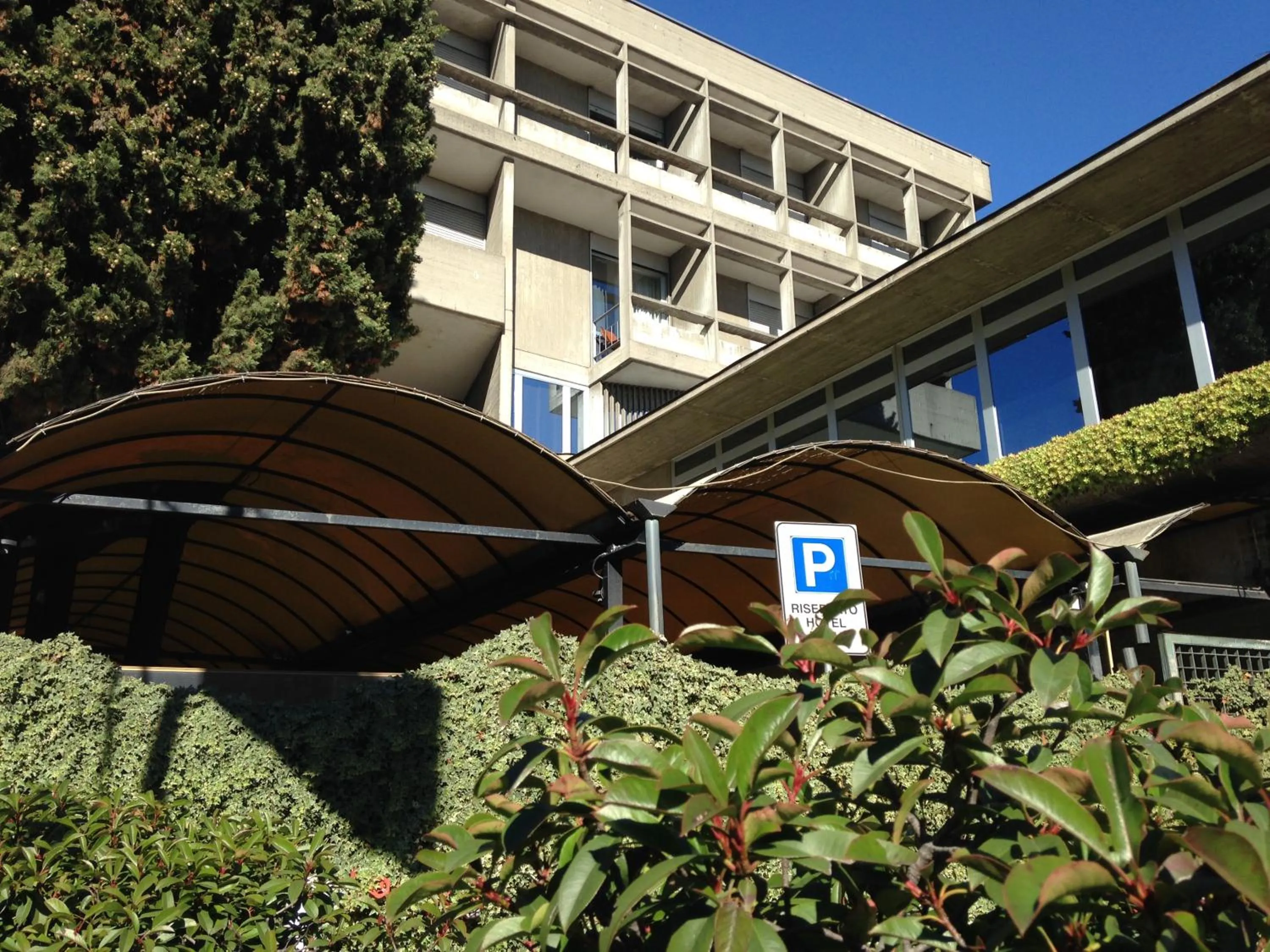 Property building in Hotel Roma