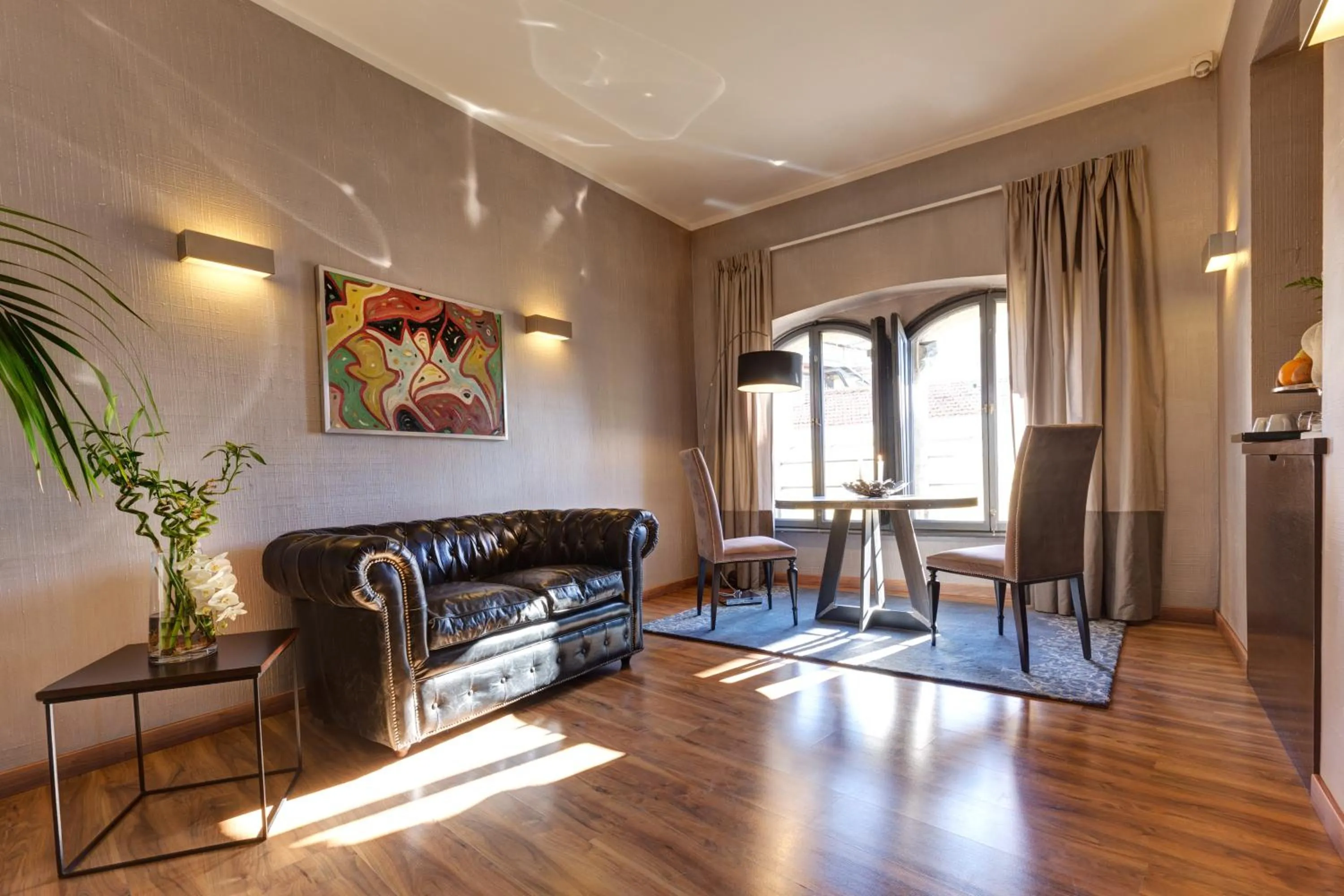 Living room in Dharma Luxury Hotel