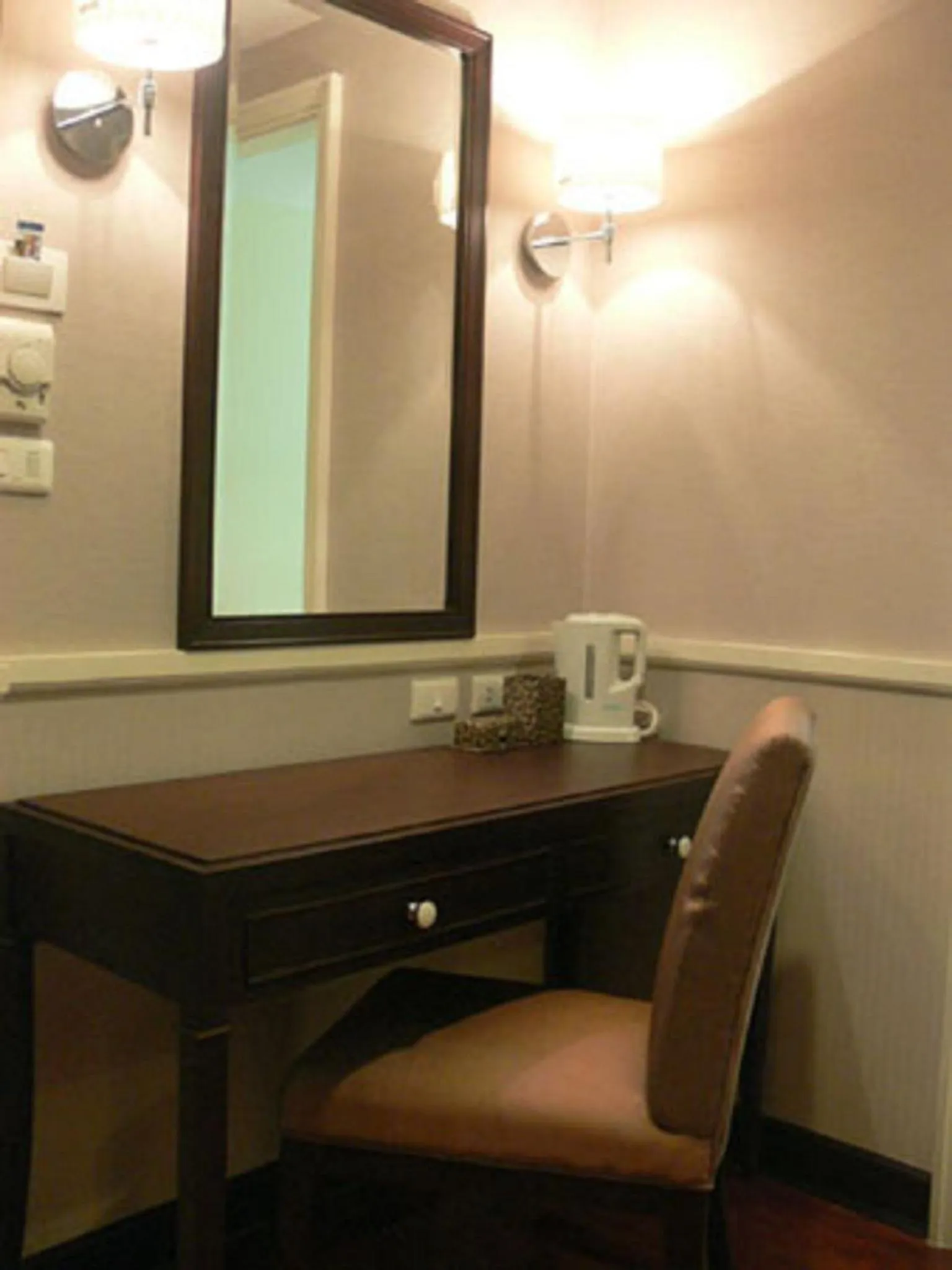 Coffee/tea facilities in Aurum The River Place