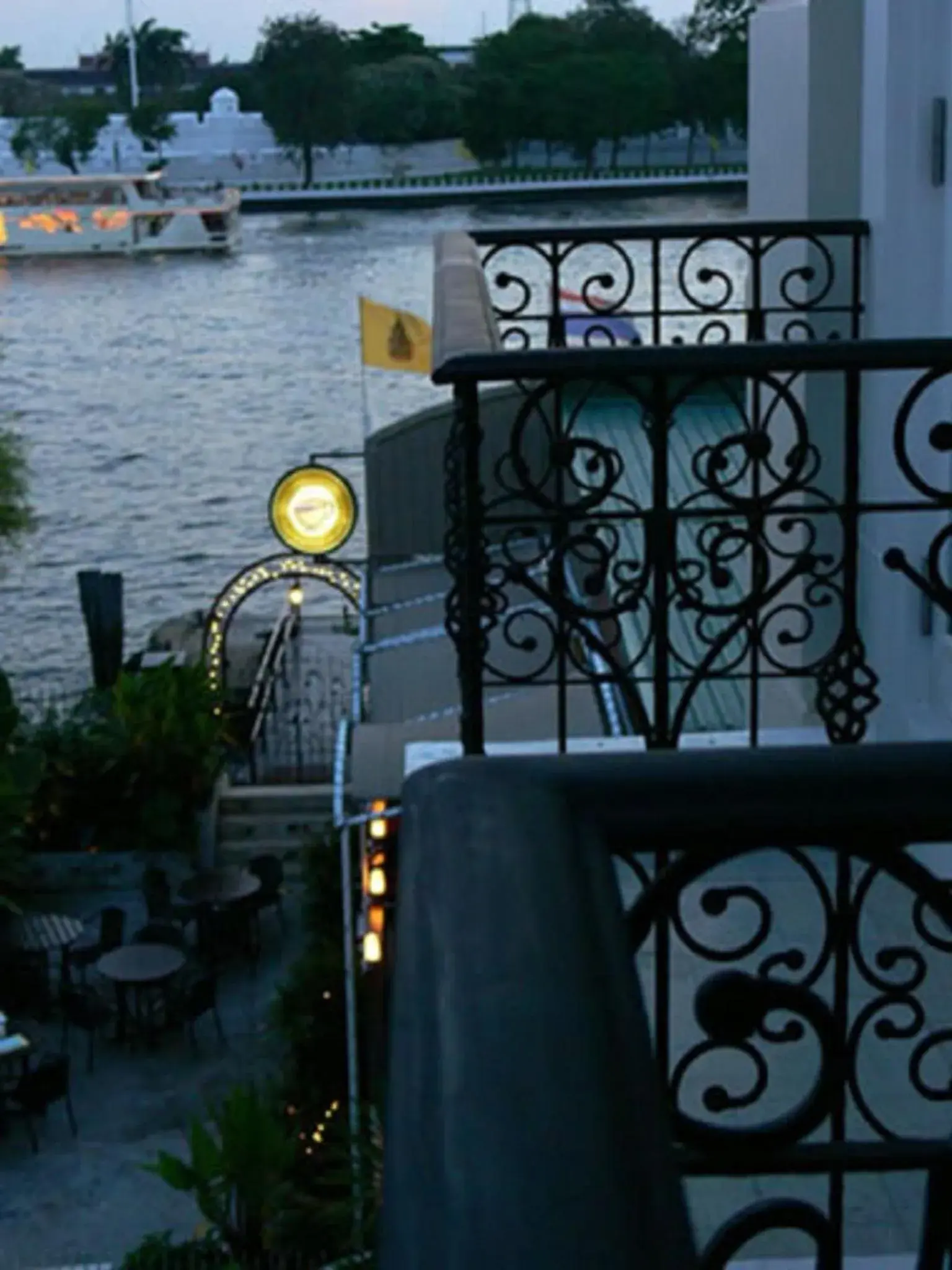 Standard Double or Twin Room with Partial River View in Aurum The River Place Standard Double or Twin Room with Partial River View in Aurum The River Place