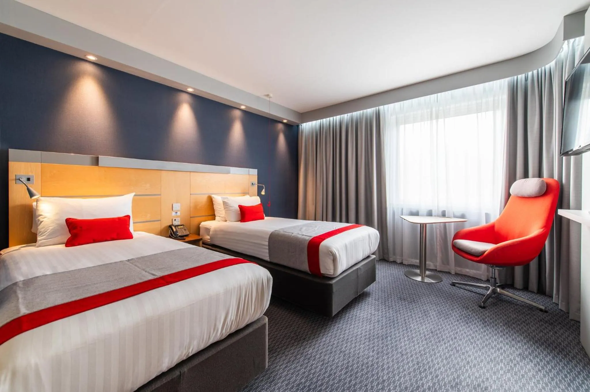 Photo of the whole room, Bed in Holiday Inn Express Ramsgate – Minster by IHG