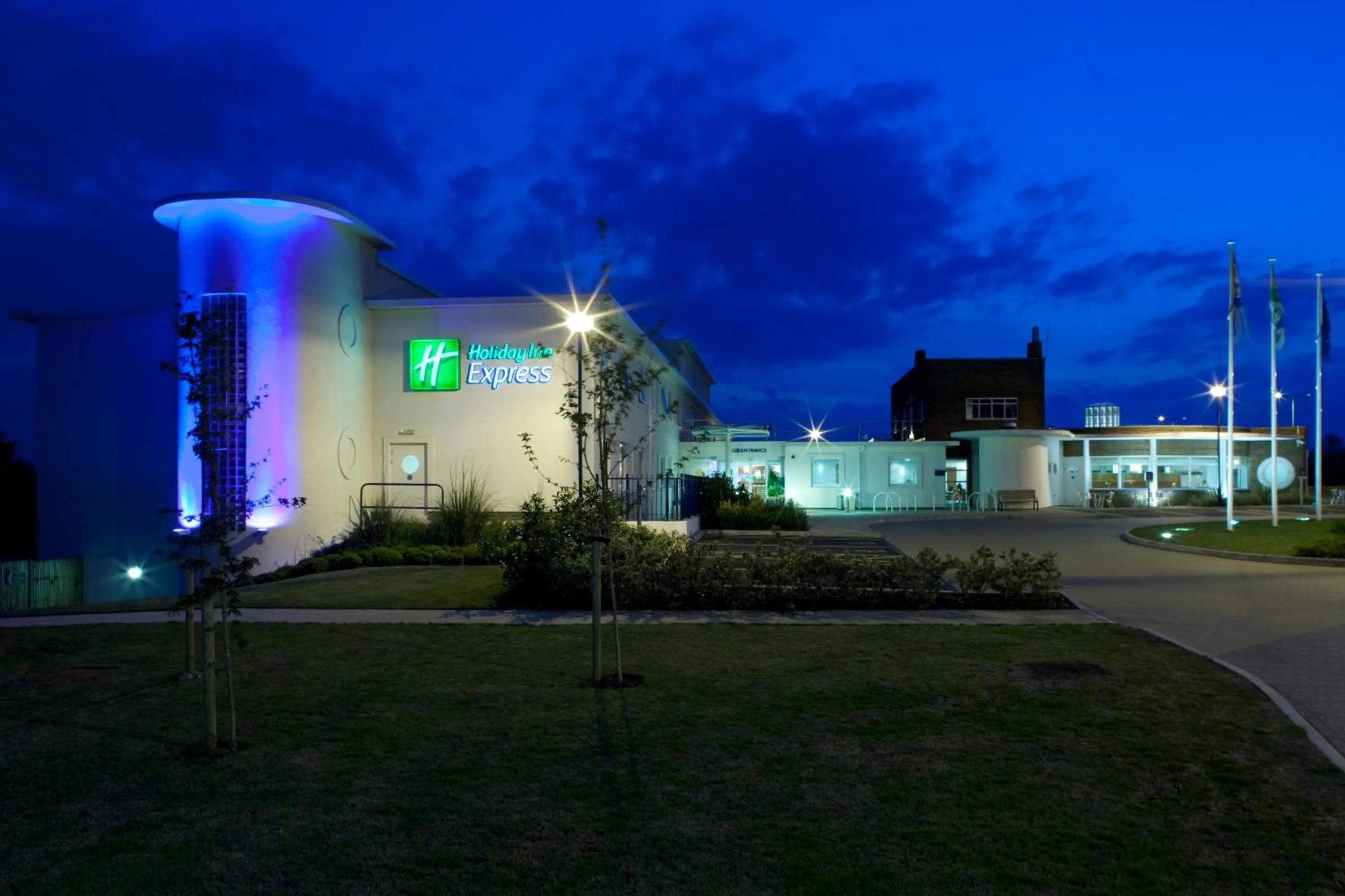 Property building in Holiday Inn Express Ramsgate – Minster by IHG