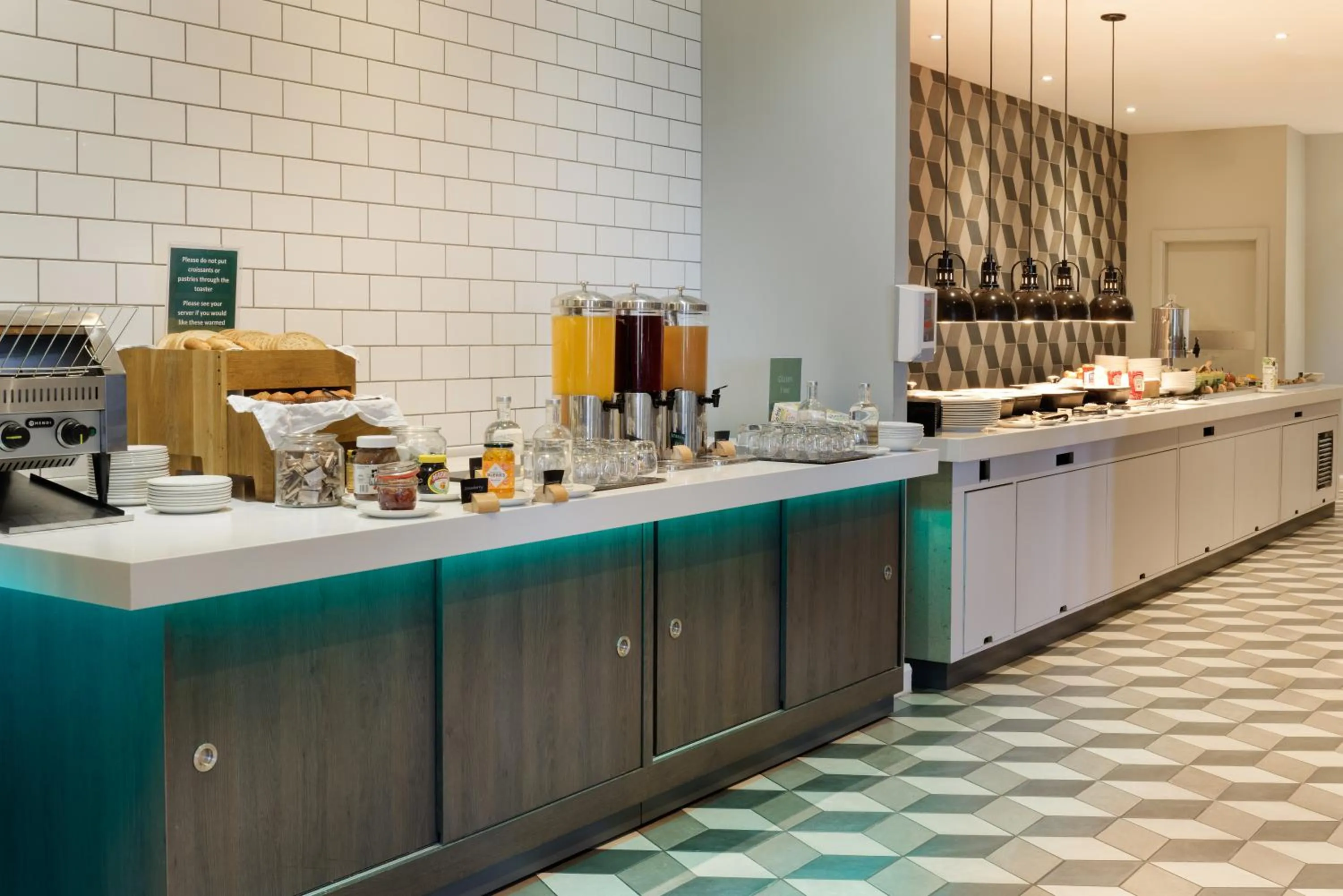 Breakfast in Holiday Inn Mansfield Alfreton M1 Jct 28 by IHG