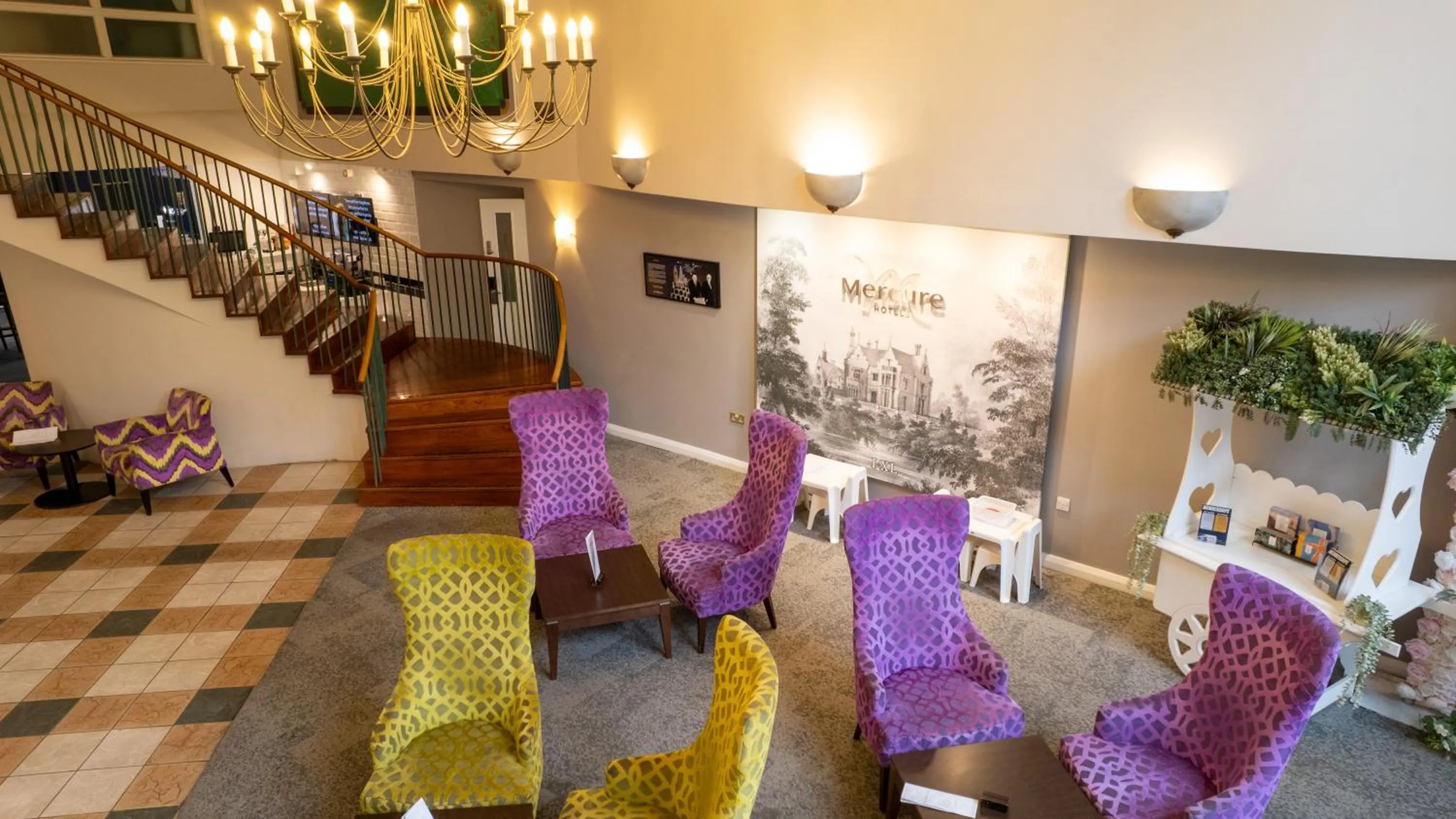 Lobby or reception in Mercure Sheffield Kenwood Hall & Spa