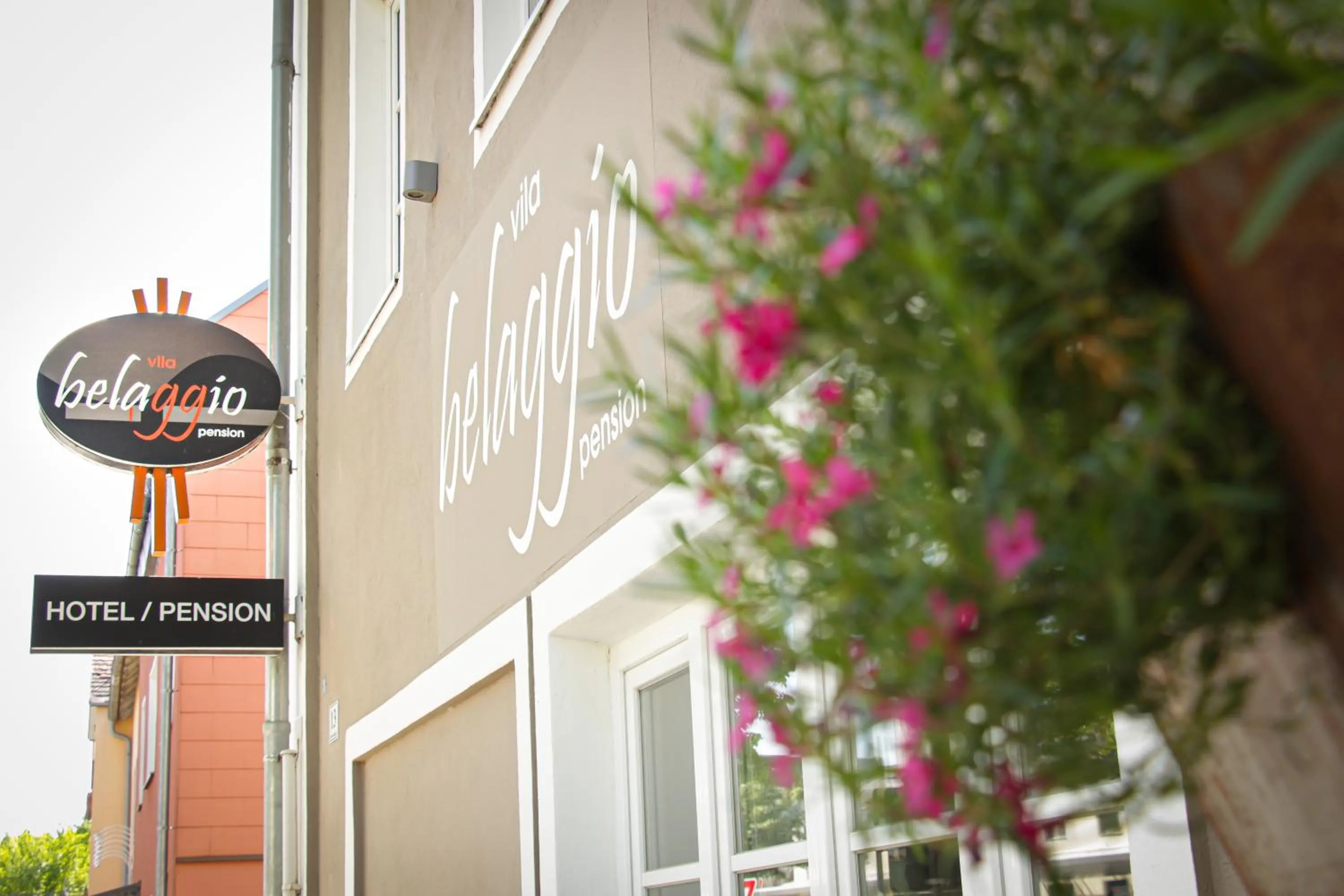 Property building in Vila Belaggio