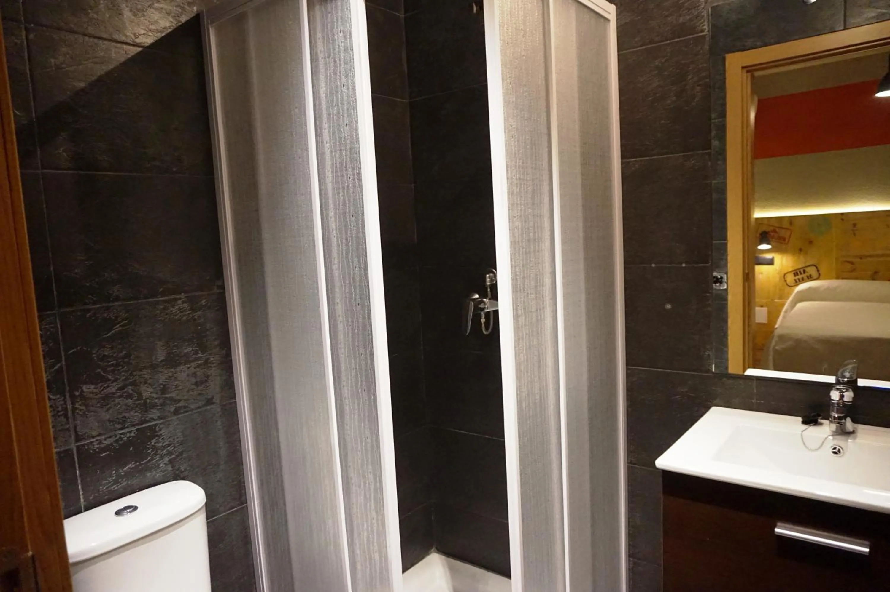 Bathroom in Far Home Atocha