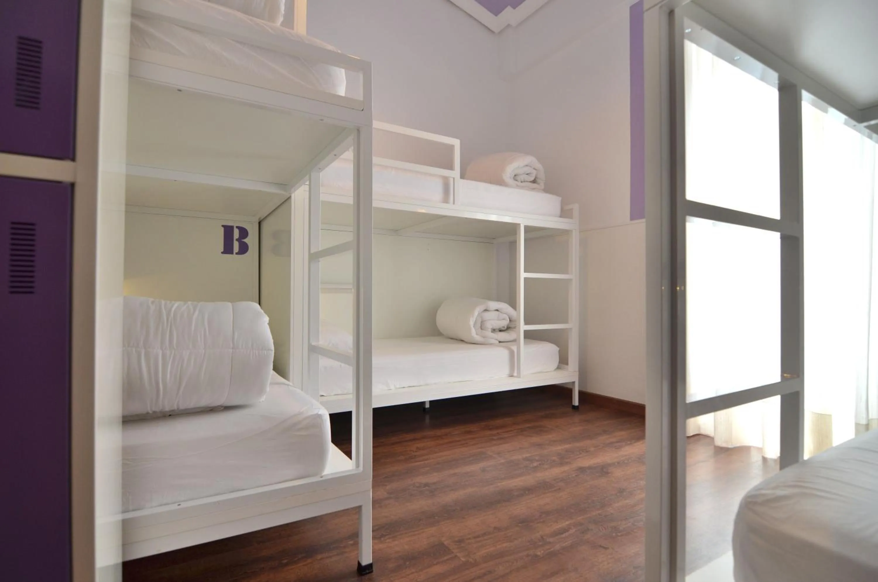 Bed in Far Home Atocha