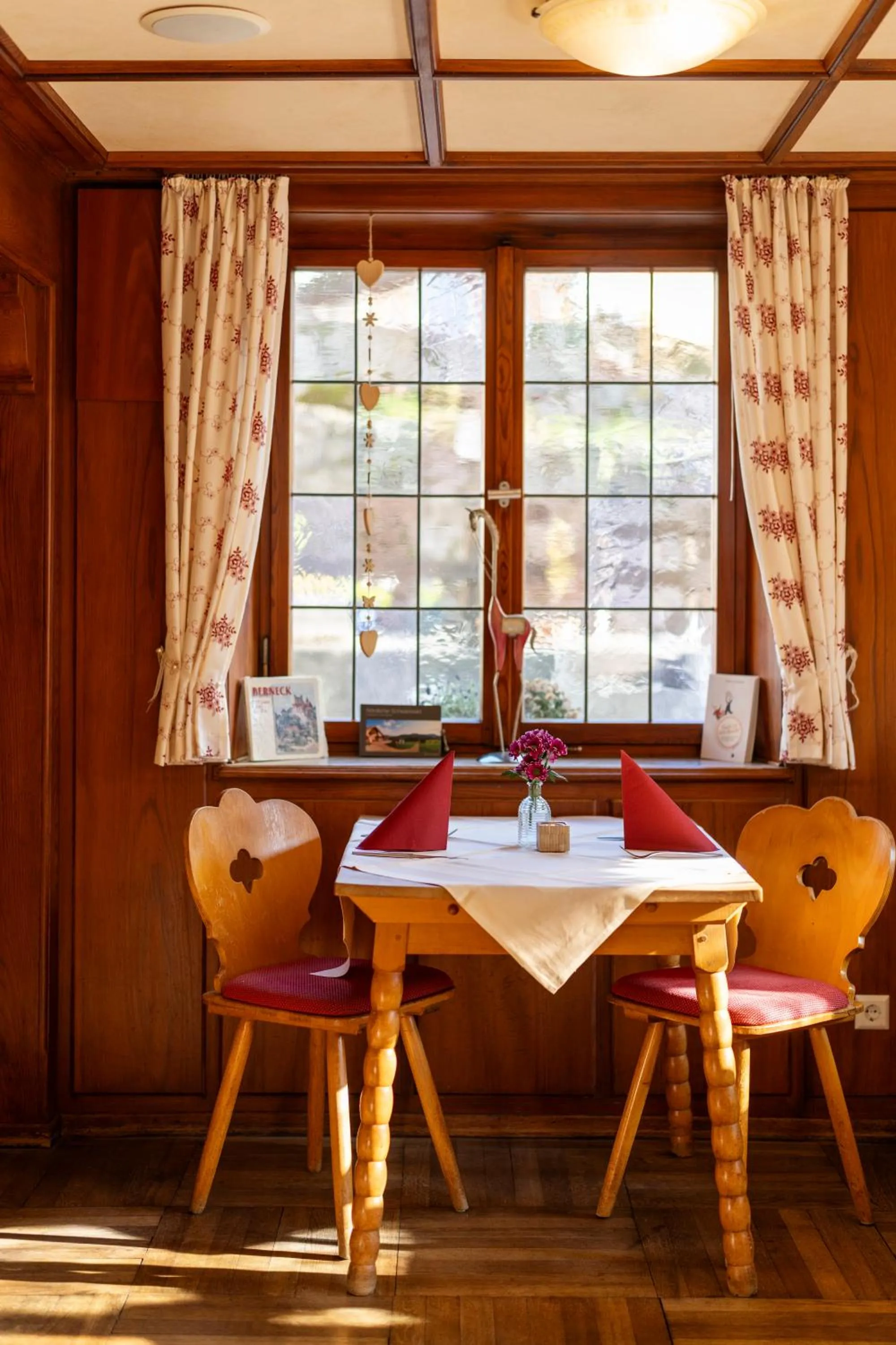 Restaurant/places to eat in Hotel Rössle Berneck