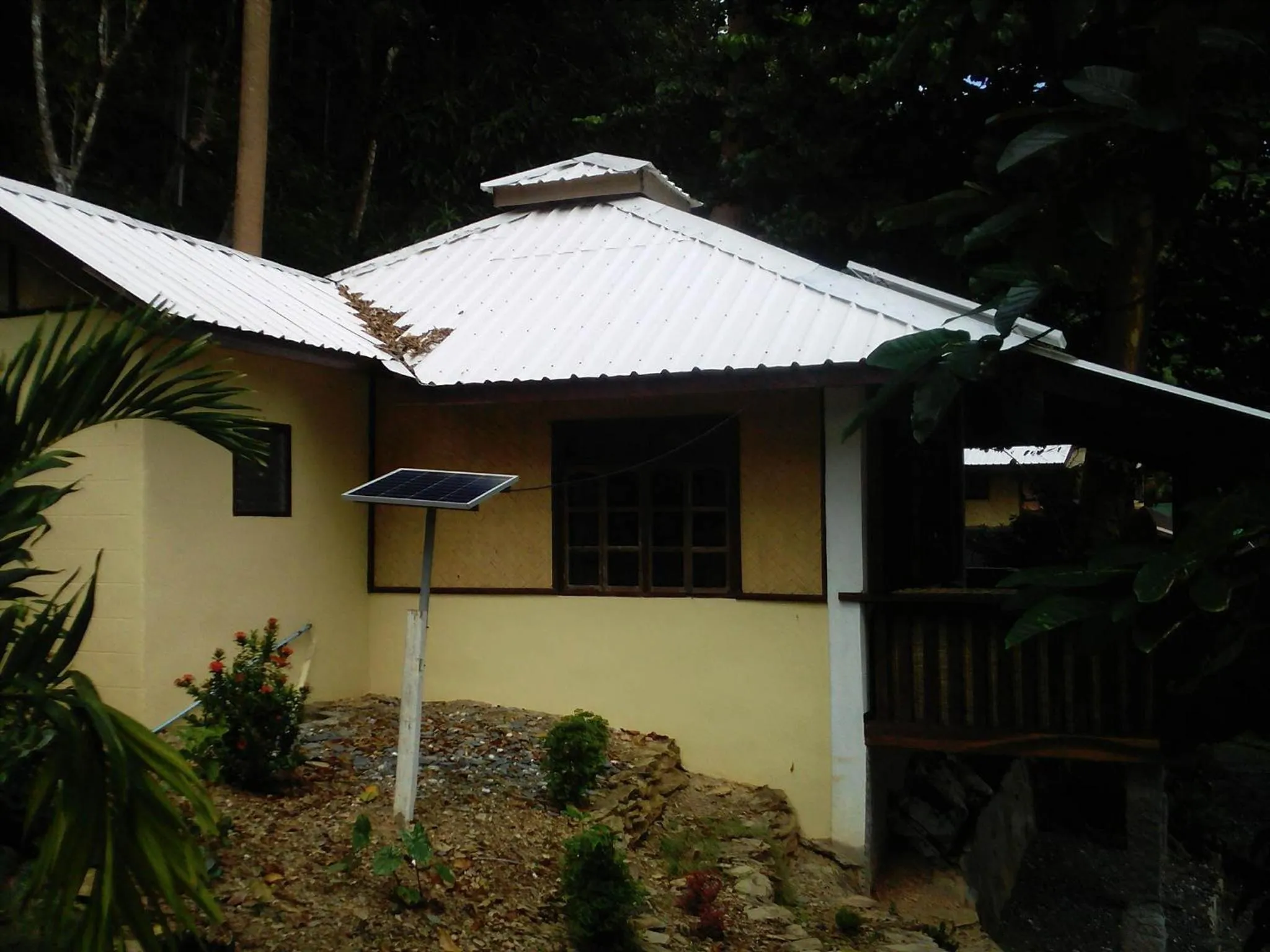 Coconut Garden Island Resort