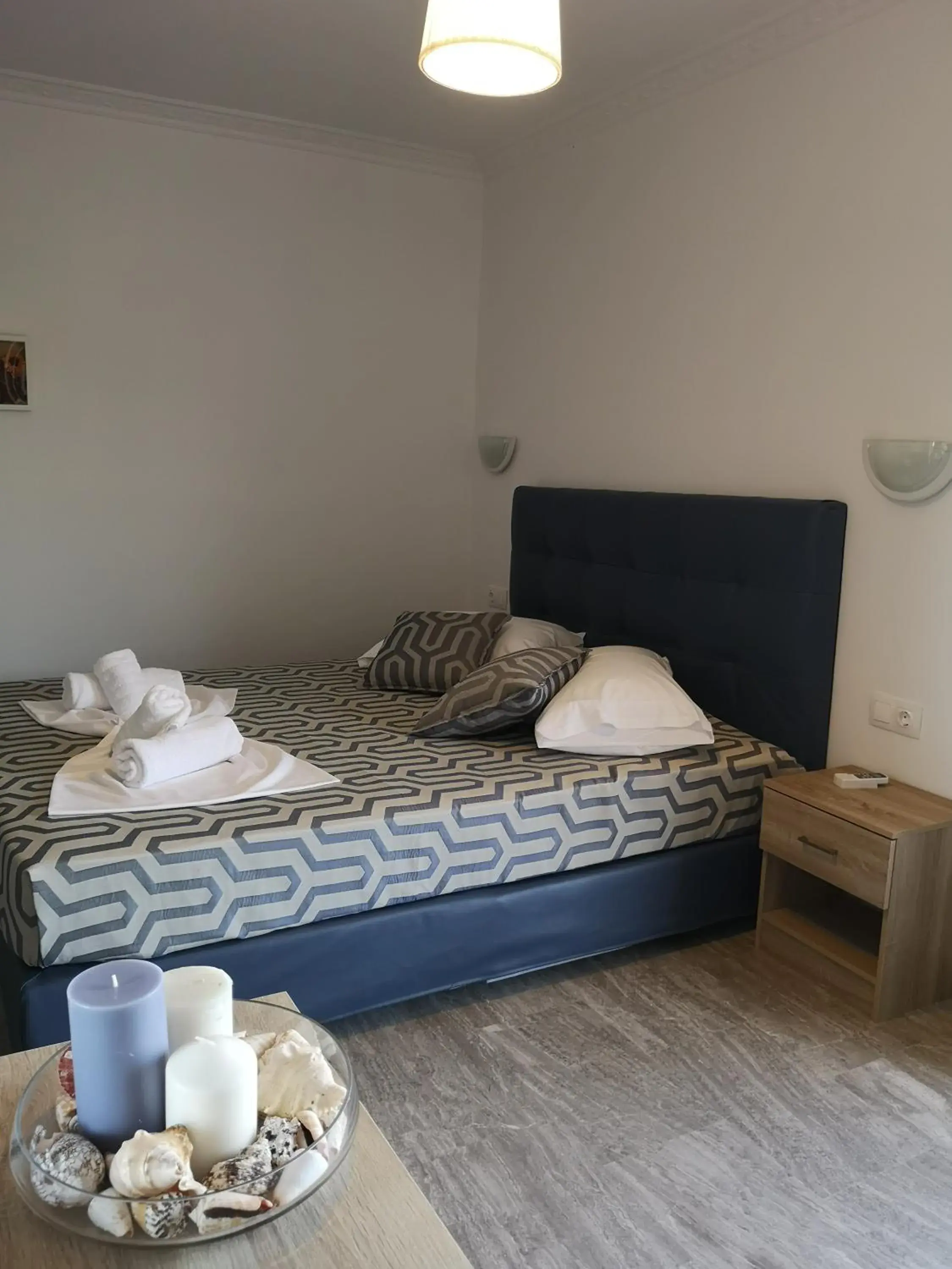 Standard Triple Room with Sea View in Cielo Apartments Standard Triple Room with Sea View in Cielo Apartments